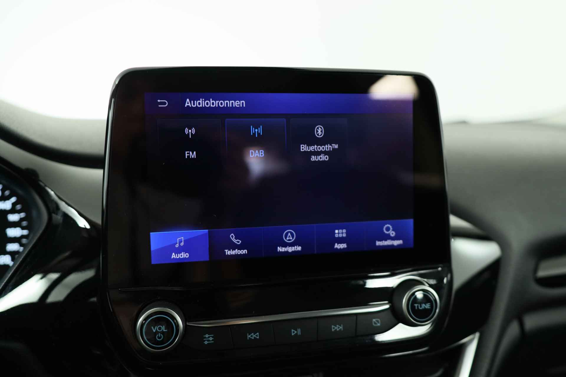 Ford Fiesta 1.0 EcoBoost Titanium | Navigatie | Climate Control | Cruise | LED | Parkeersensoren | Lichtmetalen Velgen - 33/34