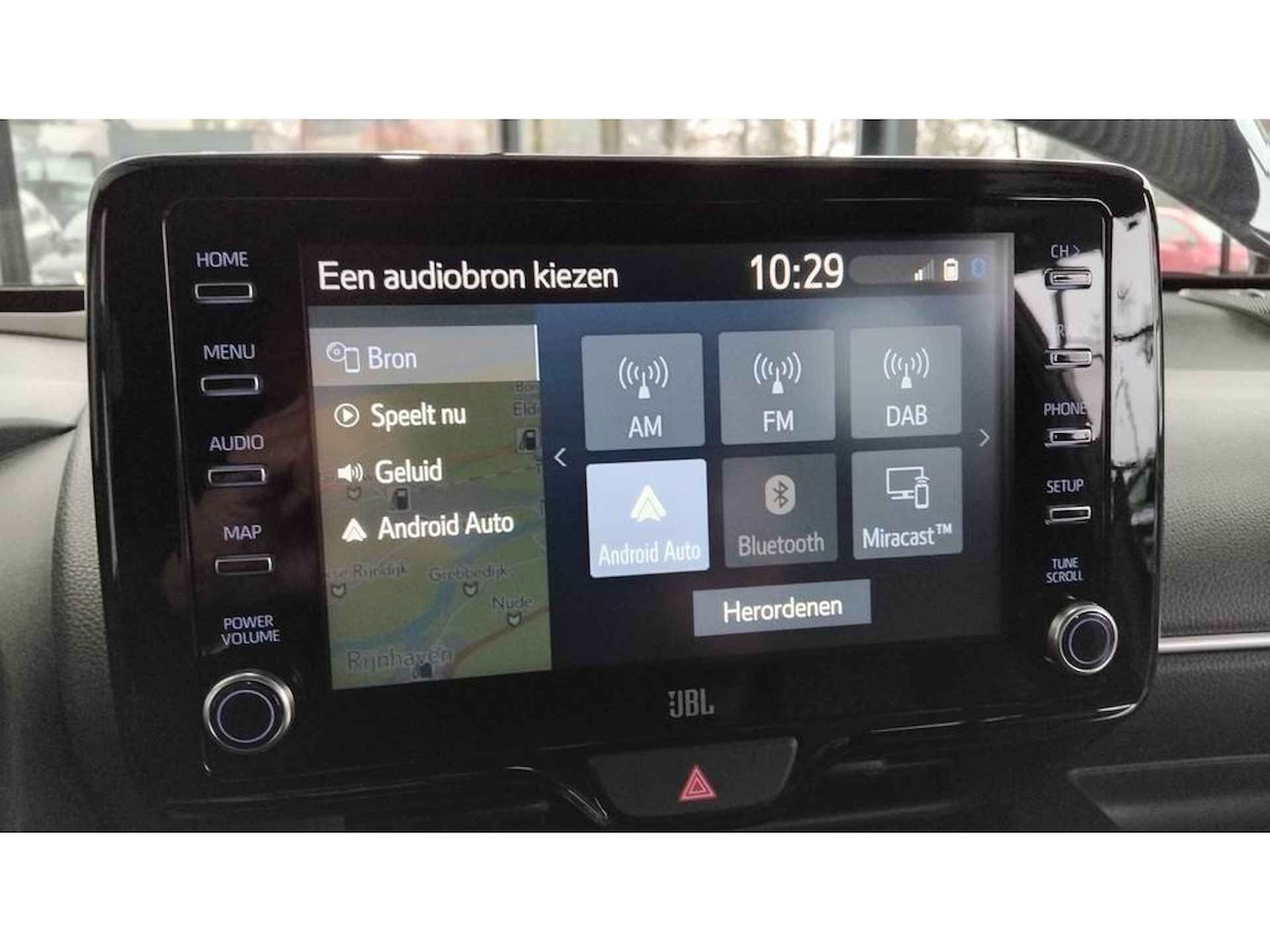 Toyota Yaris 1.5 Hybrid Executive Dodehoek P.sensoren - 17/28