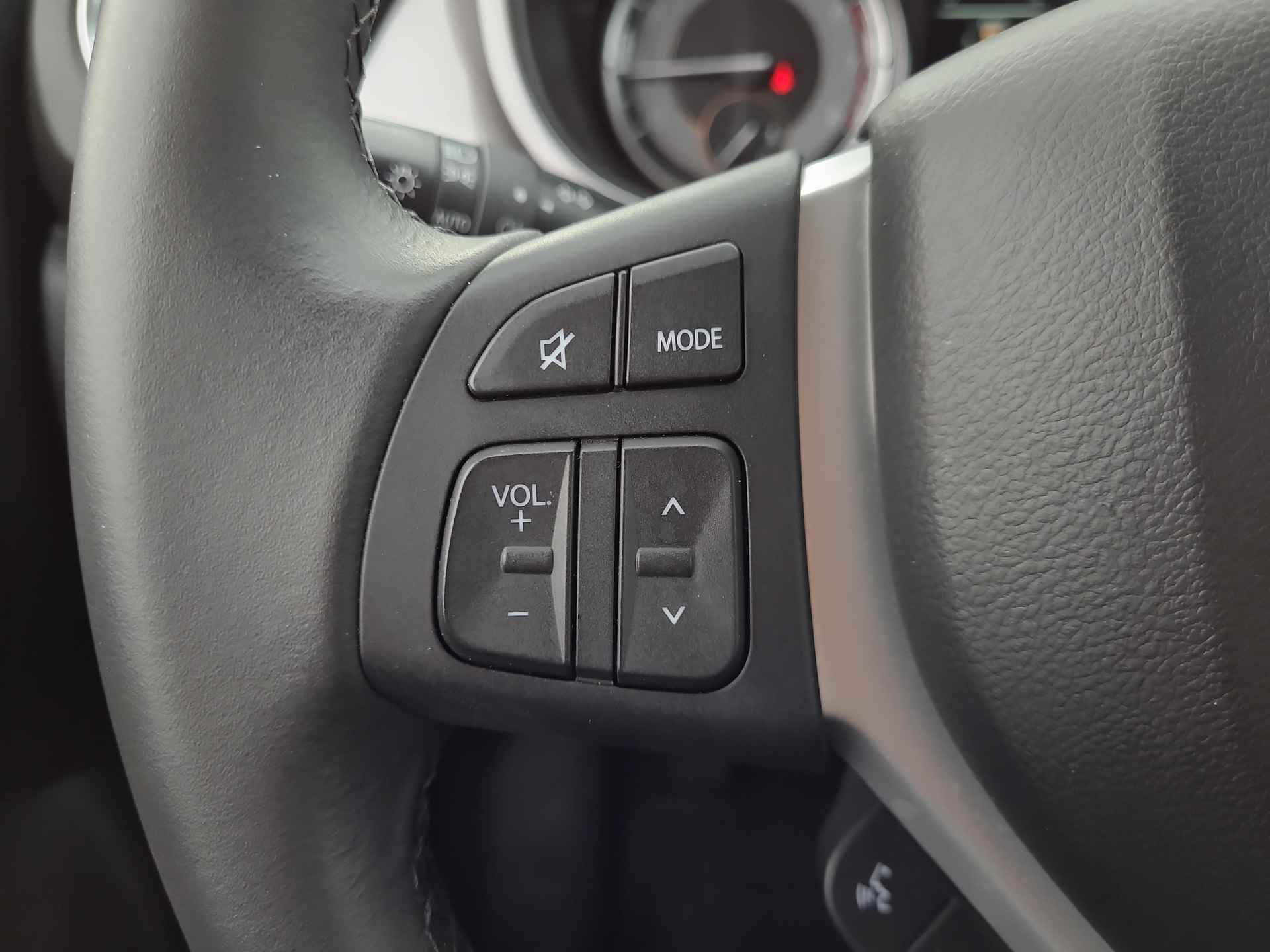 Suzuki Vitara 1.4 Boosterjet Select Smart Hybrid | Apple CarPlay / Android Auto | Blindspot | Navigatie | Rijklaarprijs incl. garantie | - 16/32