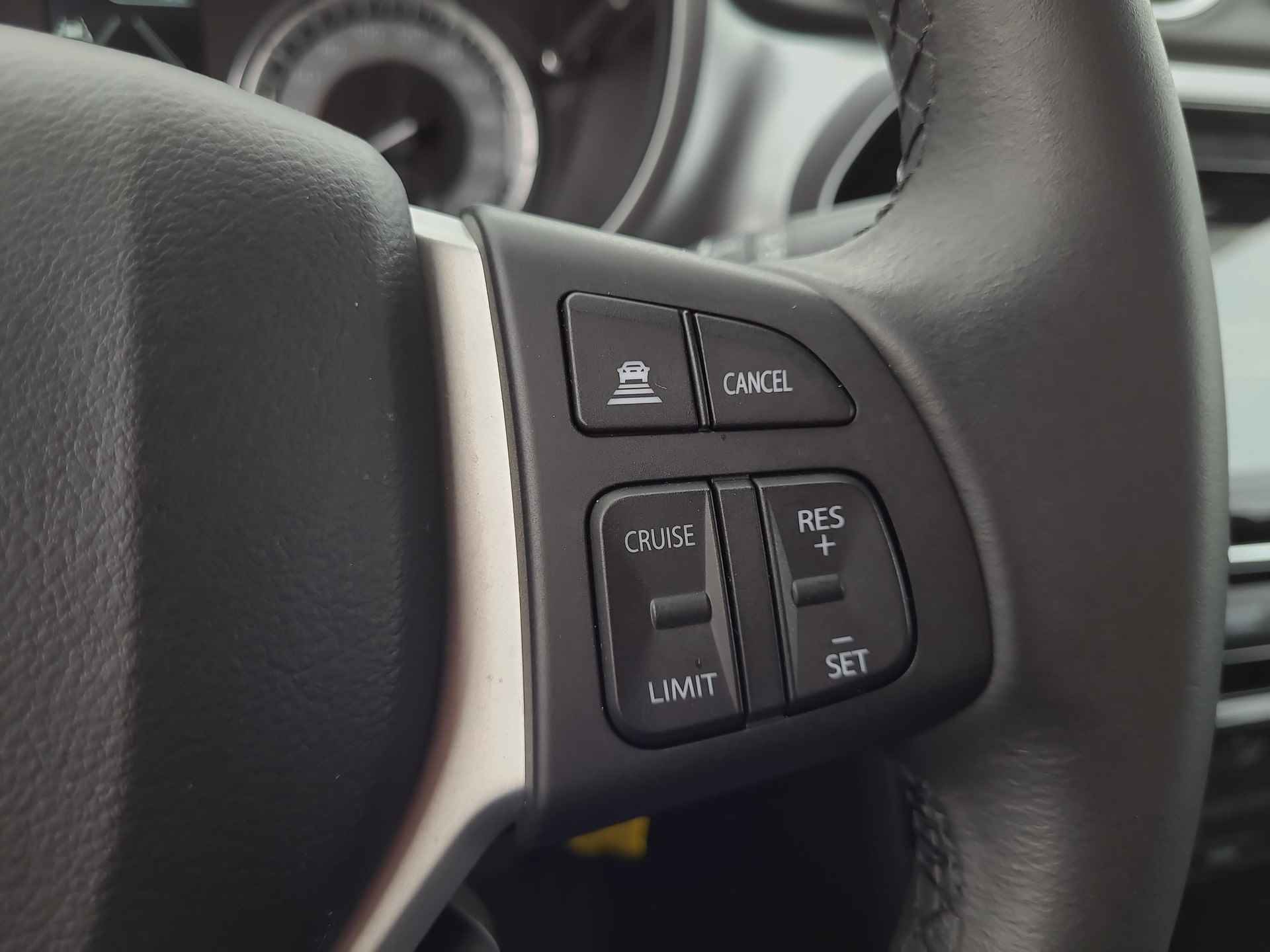 Suzuki Vitara 1.4 Boosterjet Select Smart Hybrid | Apple CarPlay / Android Auto | Blindspot | Navigatie | Rijklaarprijs incl. garantie | - 18/32