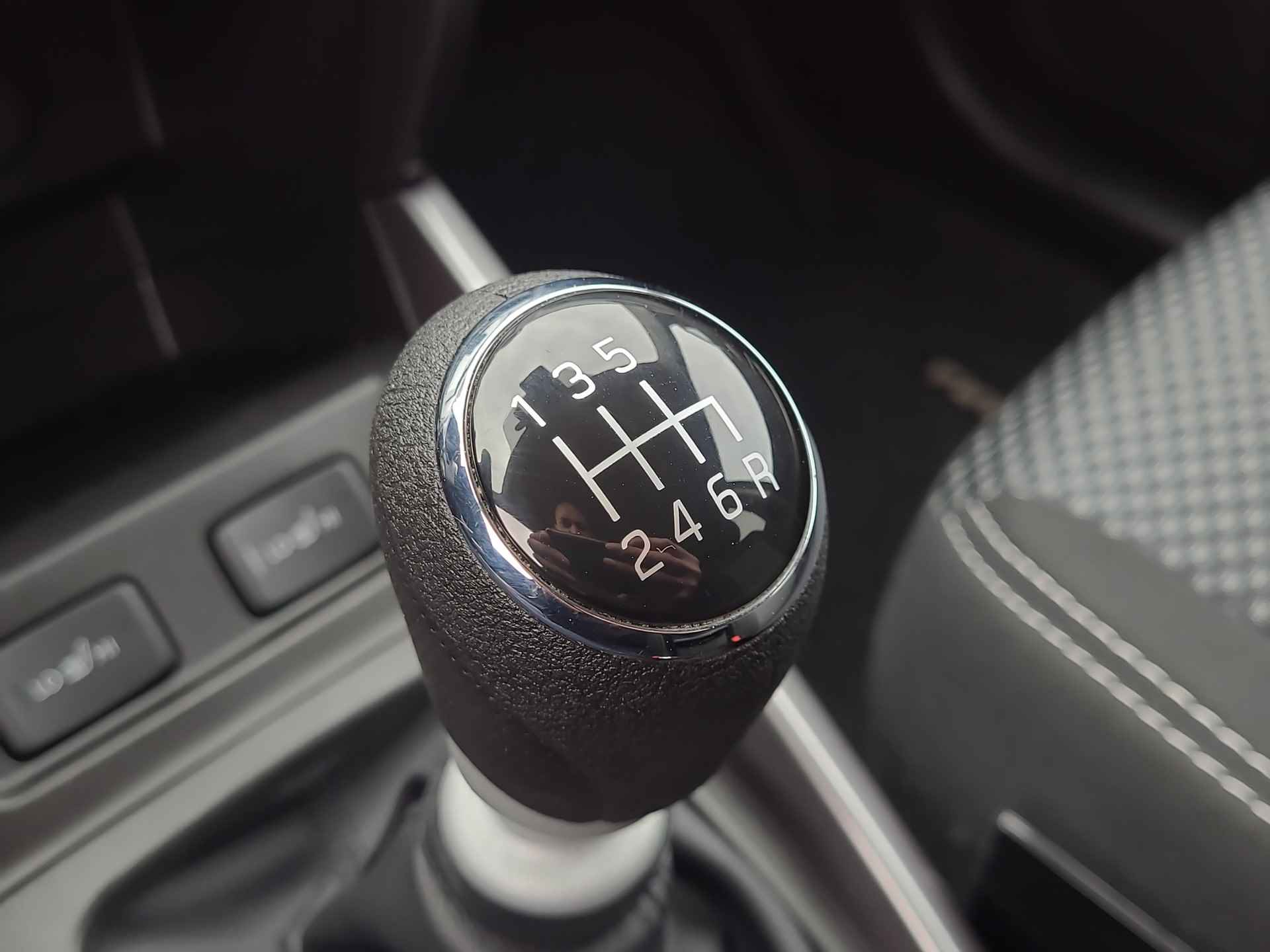 Suzuki Vitara 1.4 Boosterjet Select Smart Hybrid | Apple CarPlay / Android Auto | Blindspot | Navigatie | Rijklaarprijs incl. garantie | - 26/32
