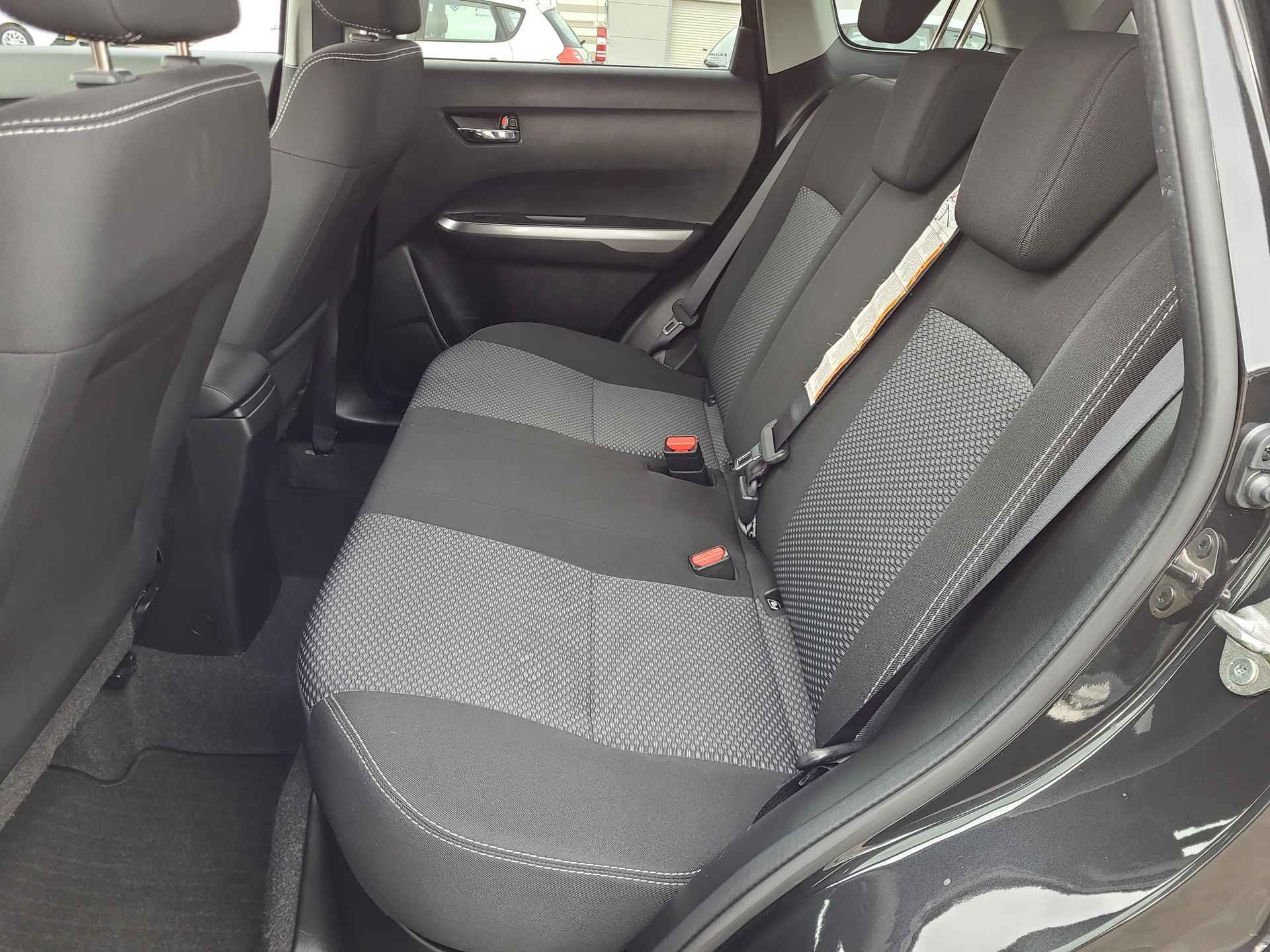 Suzuki Vitara 1.4 Boosterjet Select Smart Hybrid | Apple CarPlay / Android Auto | Blindspot | Navigatie | Rijklaarprijs incl. garantie | - 30/32