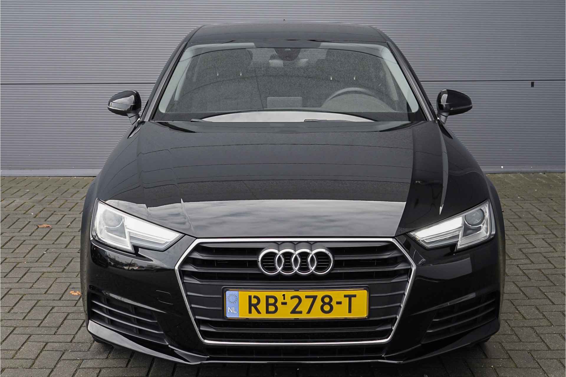 Audi A4 Limousine 1.4 TFSI LED Trekhaak 18" - 13/36