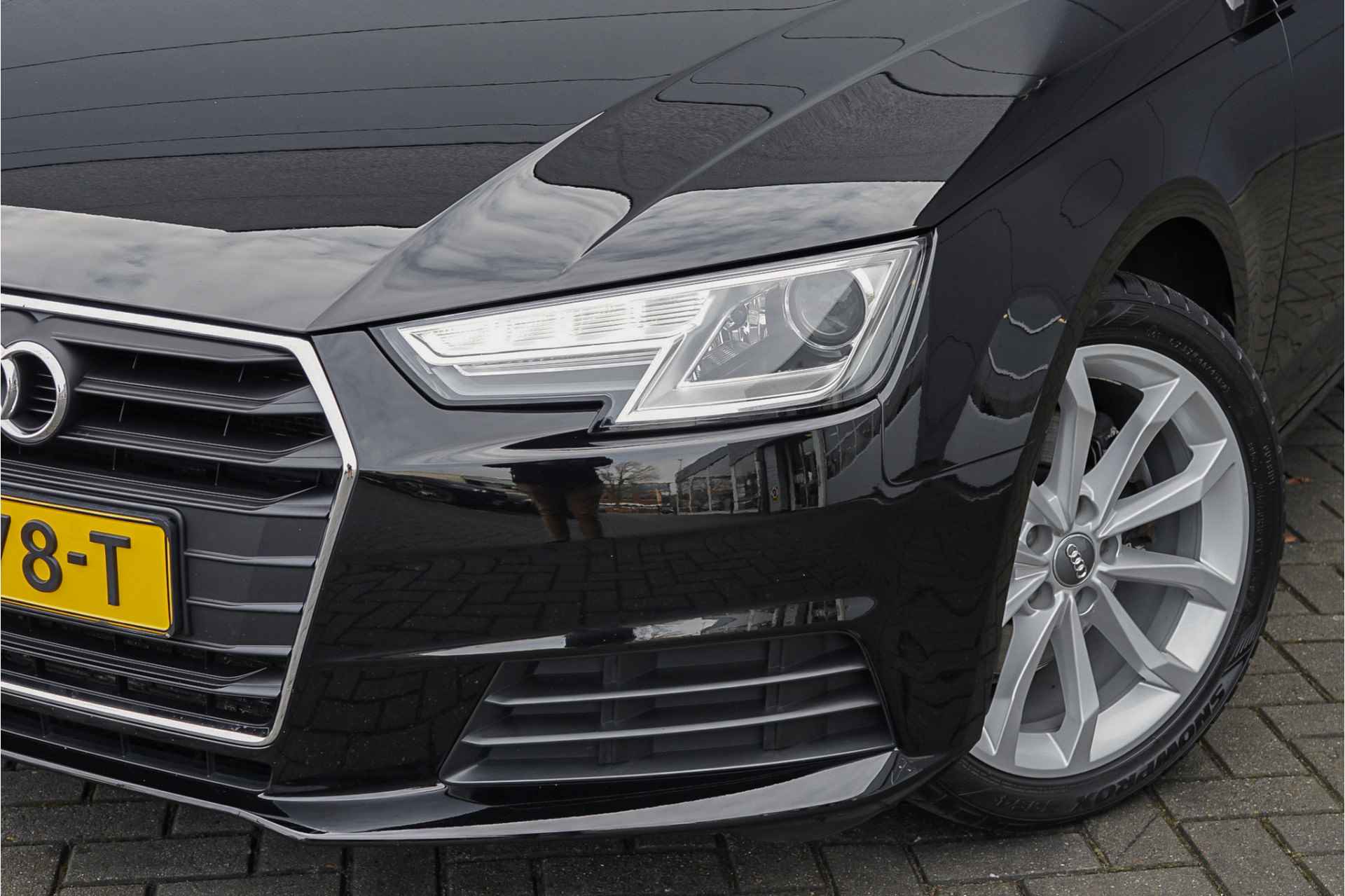 Audi A4 Limousine 1.4 TFSI LED Trekhaak 18" - 16/36