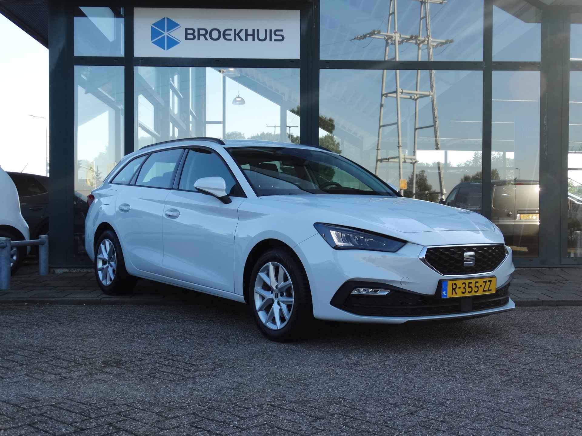 SEAT Leon Sportstourer 1.0 TSI 90PK Reference | Airco | Cruise Control | Carplay \ Android auto (Navigatie) - 8/26