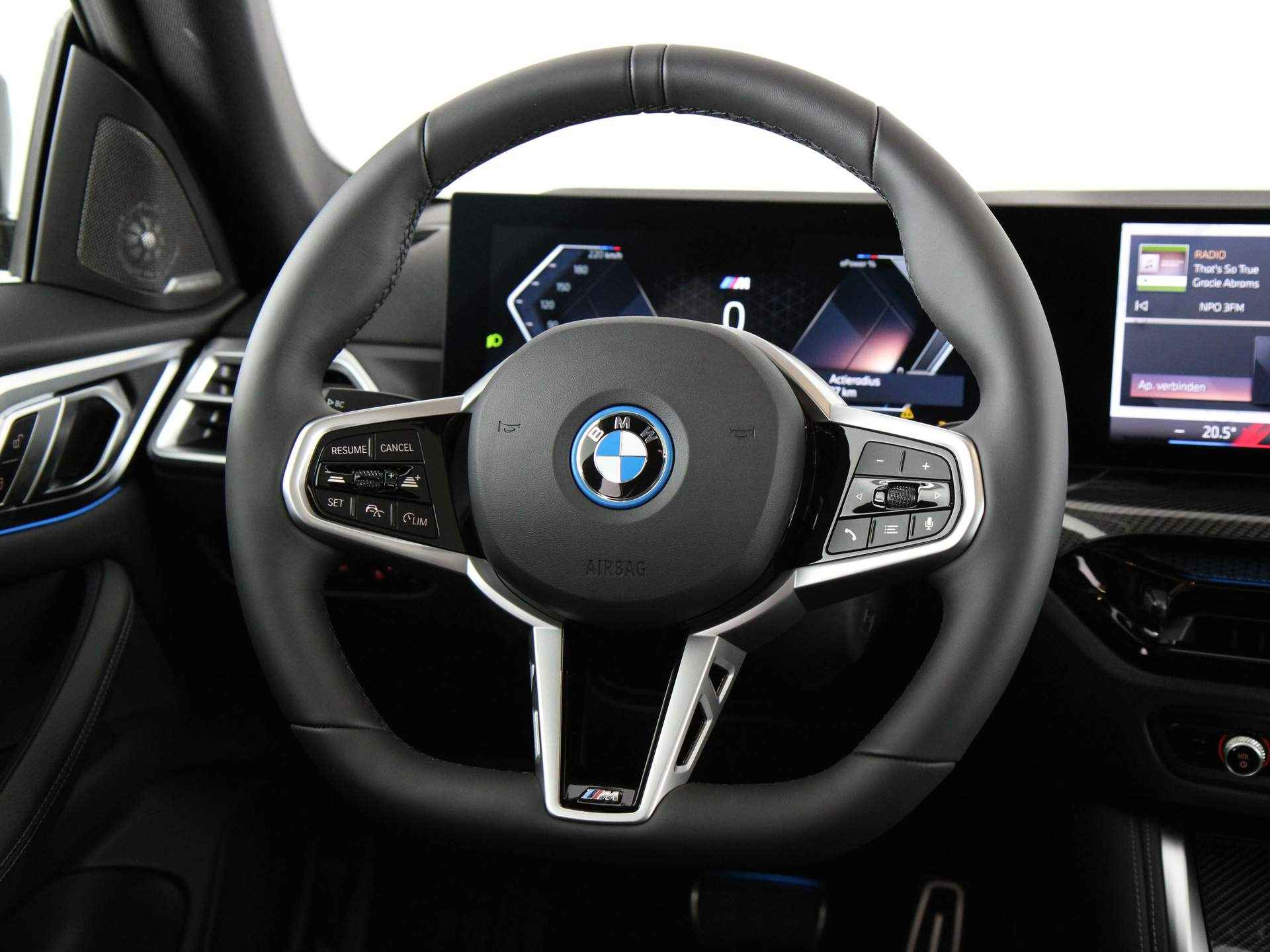 BMW i4 eDrive35 M-Sport Pro - 3/27