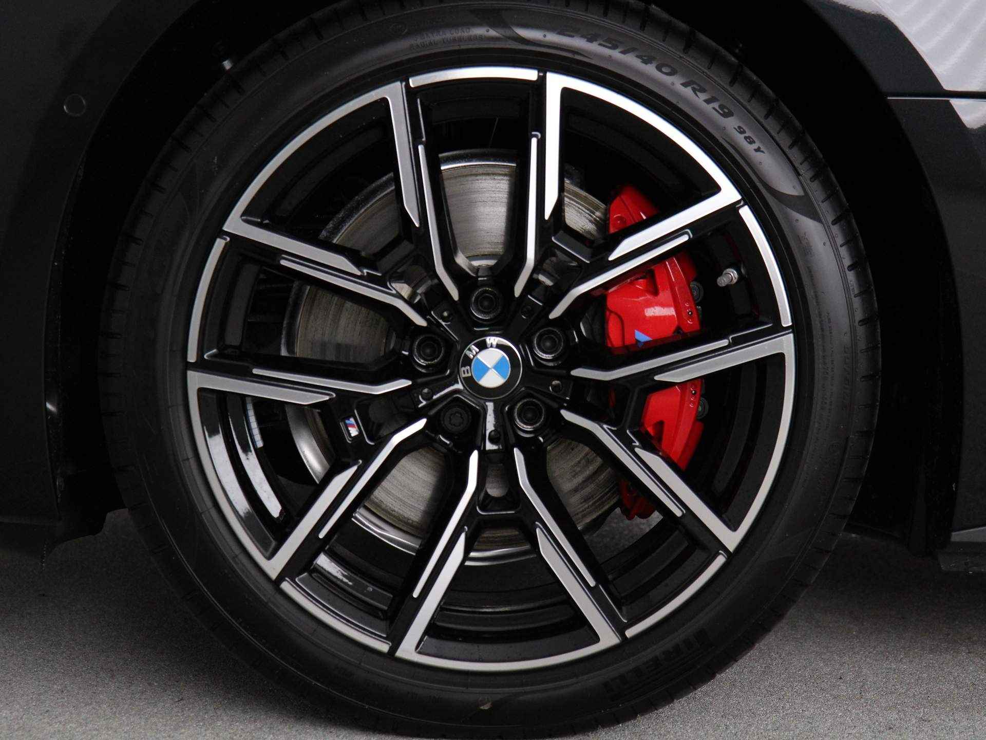 BMW i4 eDrive35 M-Sport Pro - 20/27