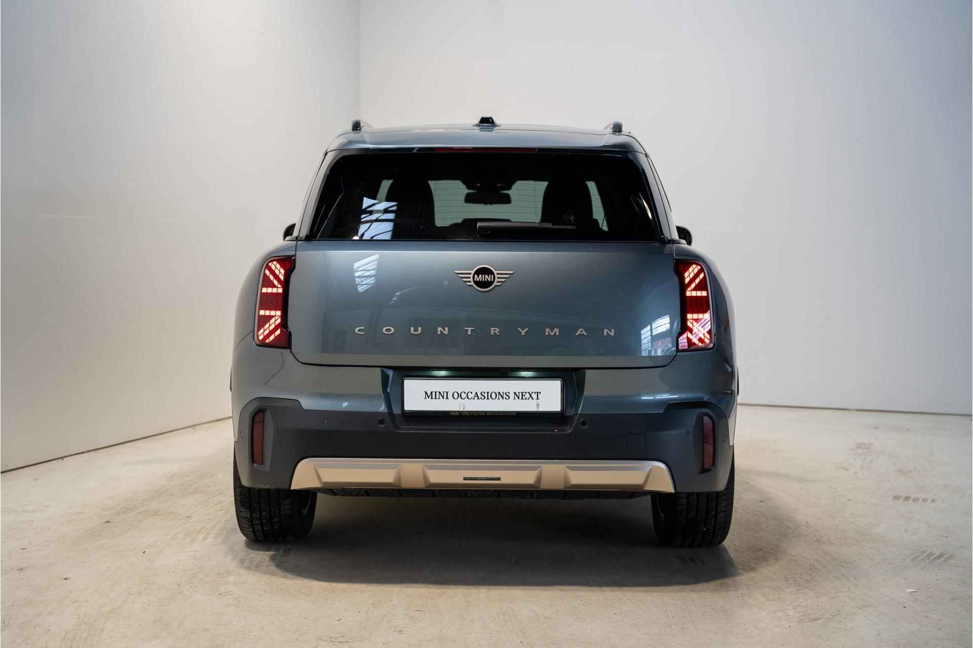 MINI Countryman E Favoured - 8/19