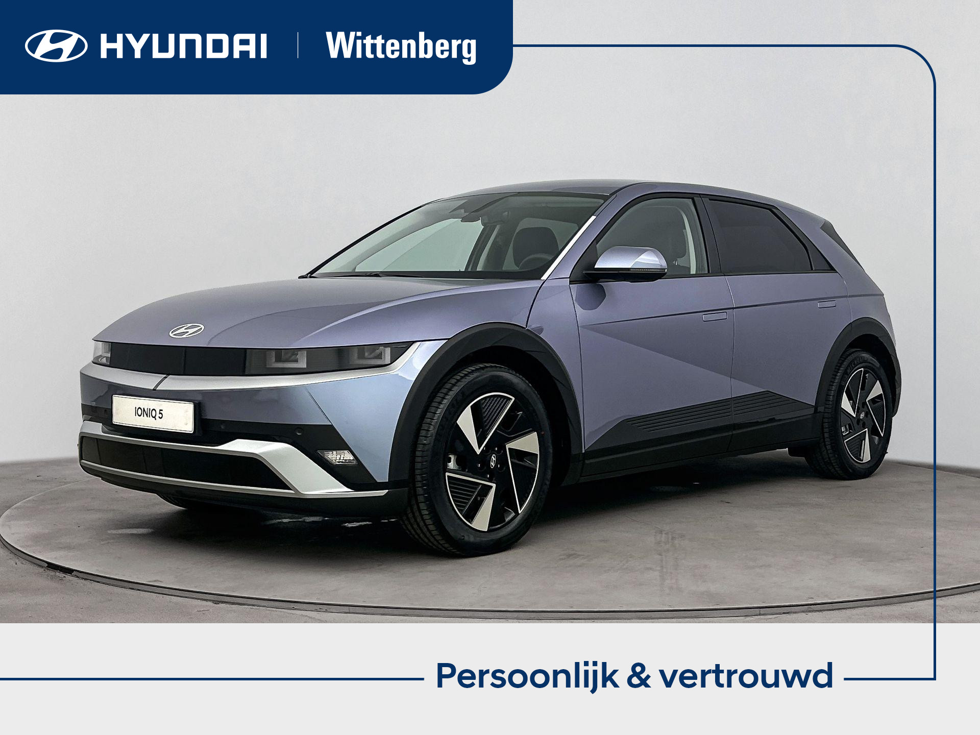 Hyundai IONIQ 5 Connect 77 kWh | Incl. €3000,- Smart Bonus! | Direct leverbaar! | Stoel + stuurverwarming | Warmtepomp | V2L | Navigatie | Camera | Adaptive cruise |