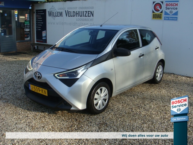 Toyota Aygo 1.0 VVT-i 5drs x-fun