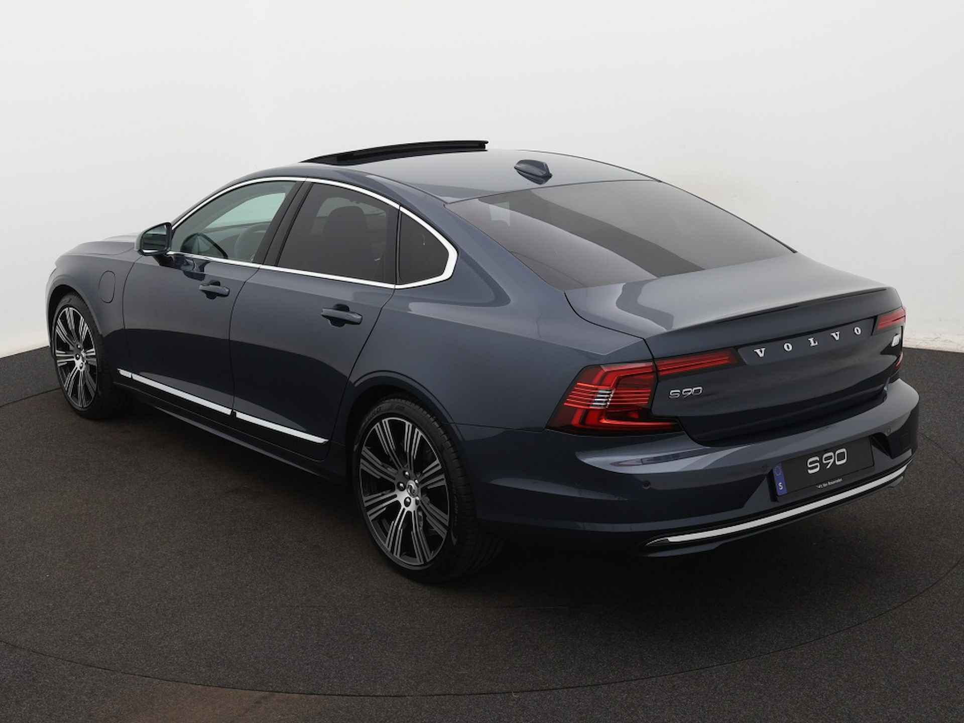 Volvo S90 T8 Ultimate - 3/51