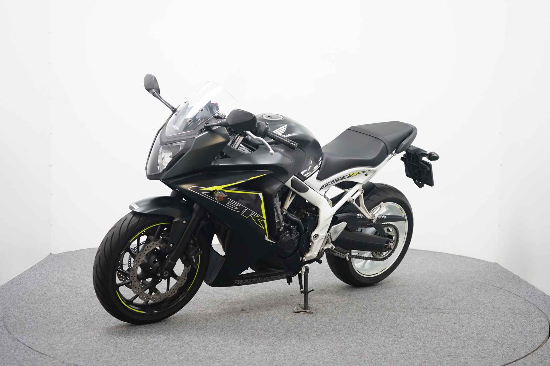 Honda CBR 650 FA - 4/17