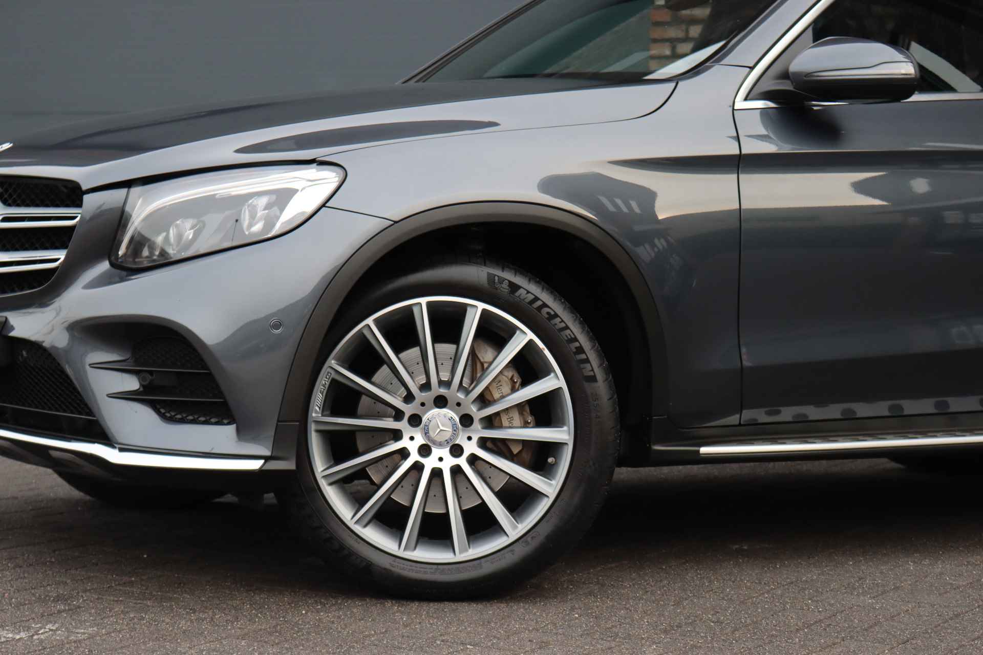 Mercedes-Benz GLC 250 d 4MATIC AMG Line Aut9 | Luchtvering | Panoramadak | Verwarmd Stuurwiel | Trekhaak | Standkachel | Memory | Burmester | Led Intelligent Light | Sfeerverlichting | - 18/41