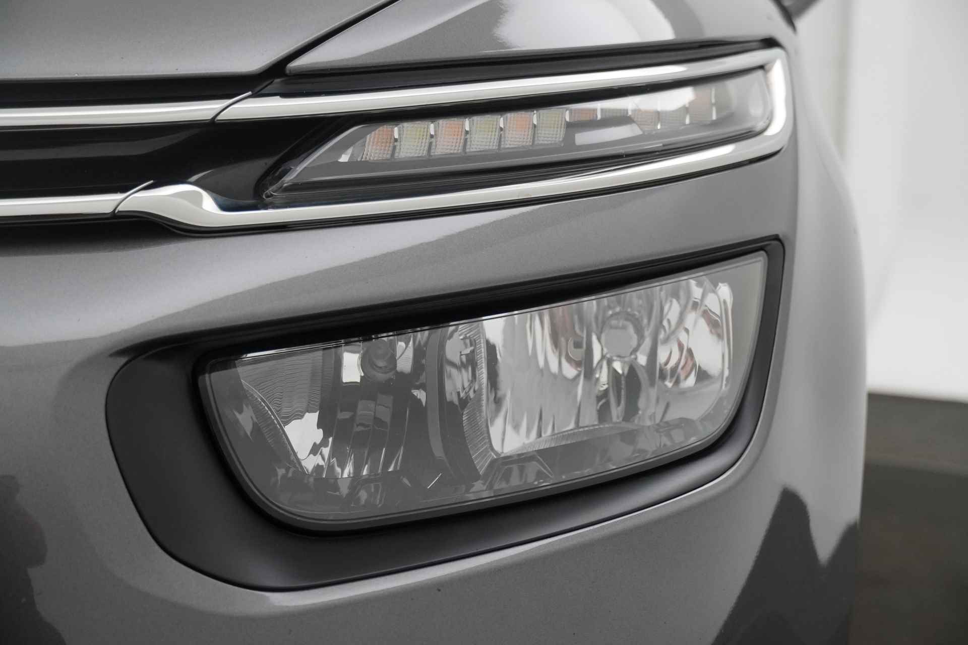 Citroën Grand C4 Spacetourer BWJ 2020 / 1.2 PT 131PK Business 7p. | CLIMA | TREKHAAK | CAMERA A | NAVI | PDC | CARPLAY | - 23/31