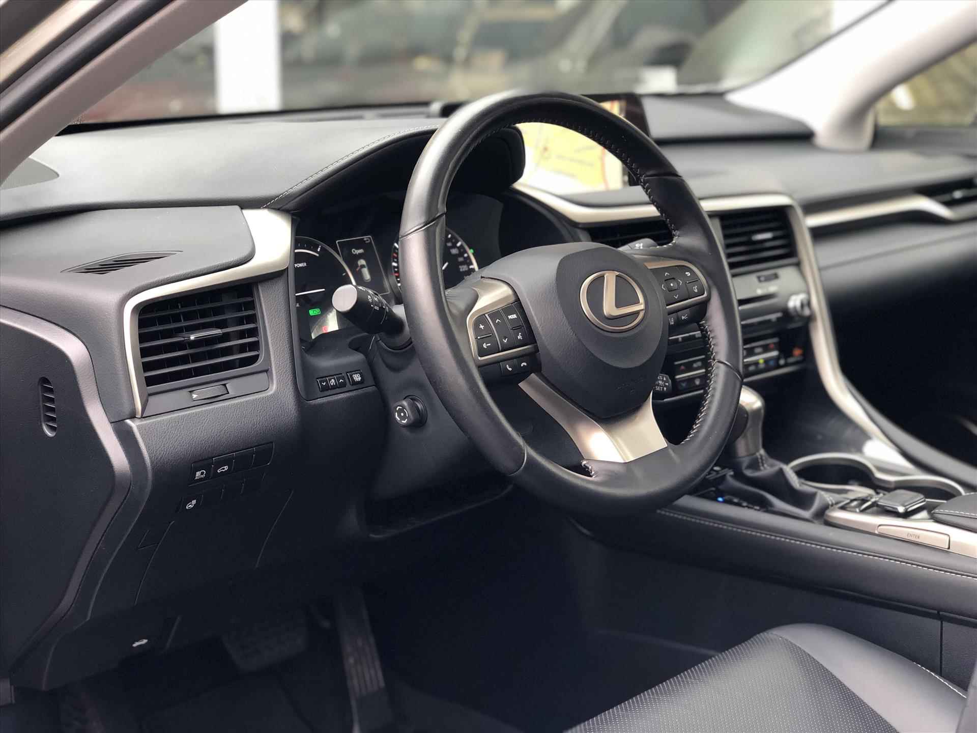 Lexus Rx 450h 313pk AWD Luxury Line | Trekhaak, Panoramadak, Leer, Geheugenfunctie, Stoelventilatie, Dodehoekherkenning - 22/44