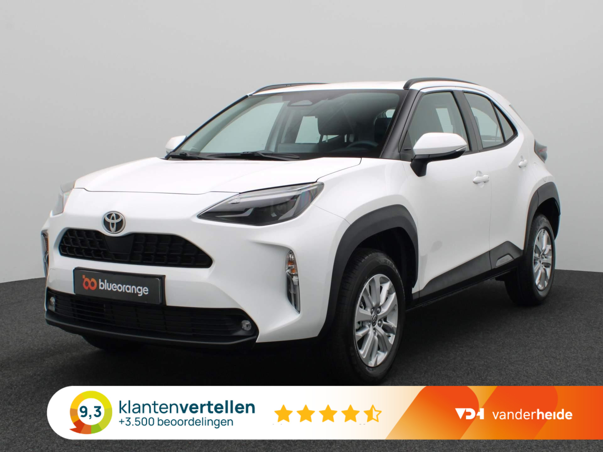 Toyota Yaris Cross 1.5 Hybrid Active 115PK Aut. Navi via Apple Carplay/Android Auto, Achteruitrijcamera, Adaptieve Cruise Controle, Stoel- & Stuurverwarming, Voorruitverwarming, 16" LM Velgen