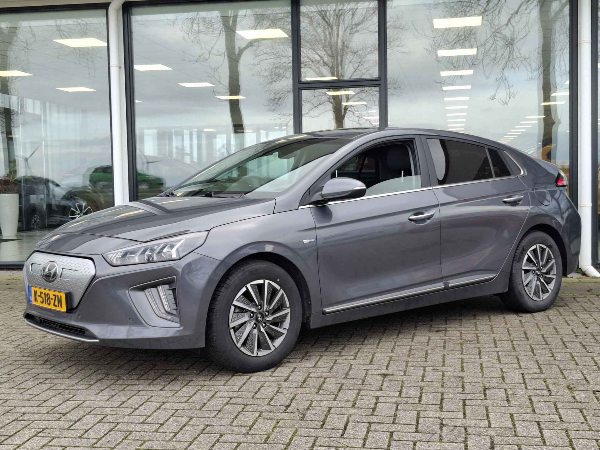 Hyundai IONIQ Premium EV 38 kWh | Pano | Leer | Stoelverwarming/koeling | Stuurverwarming | Navi | Clima | Cruise - 4/45