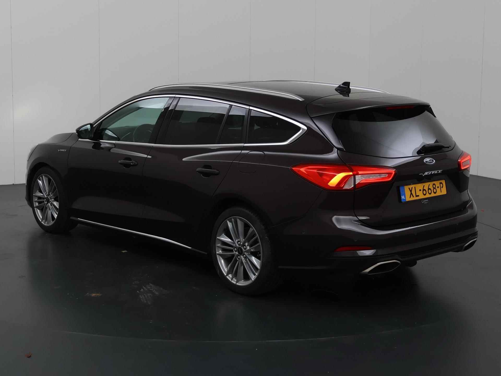 Ford Focus Wagon 1.0 EcoBoost Vignale | Panoramadak | Leder | B&O | Winterpakket | Cruise Control Adaptief | Elektr. Achterklep | - 23/43