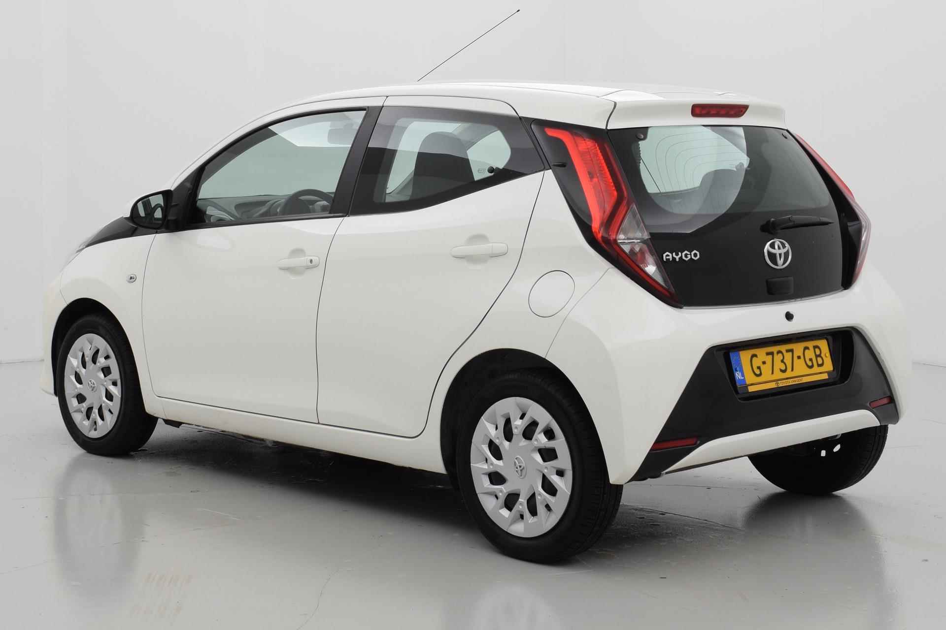 Toyota Aygo 1.0 VVT-i x-play Apple\Android 5drs - 4/36