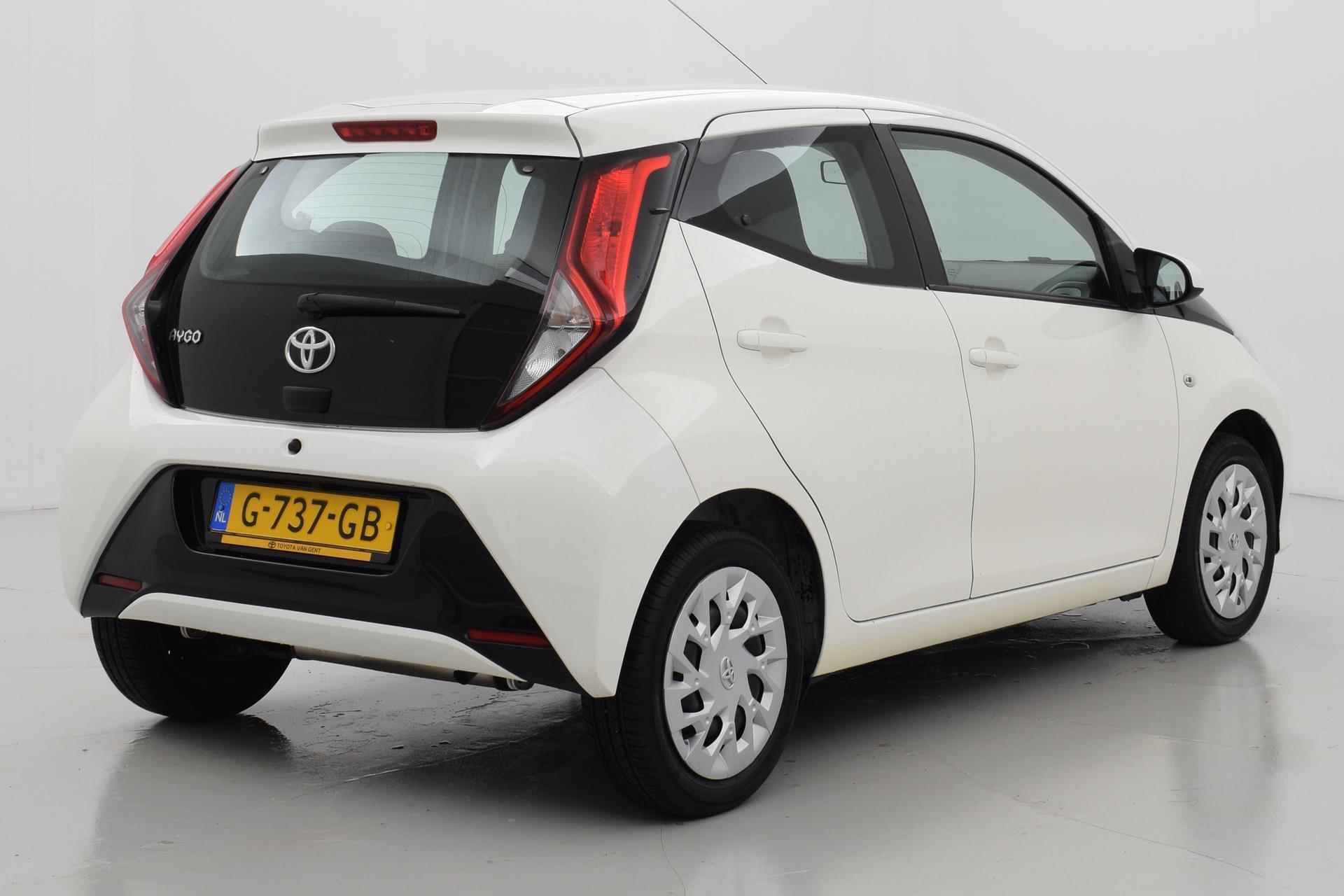 Toyota Aygo 1.0 VVT-i x-play Apple\Android 5drs - 13/36