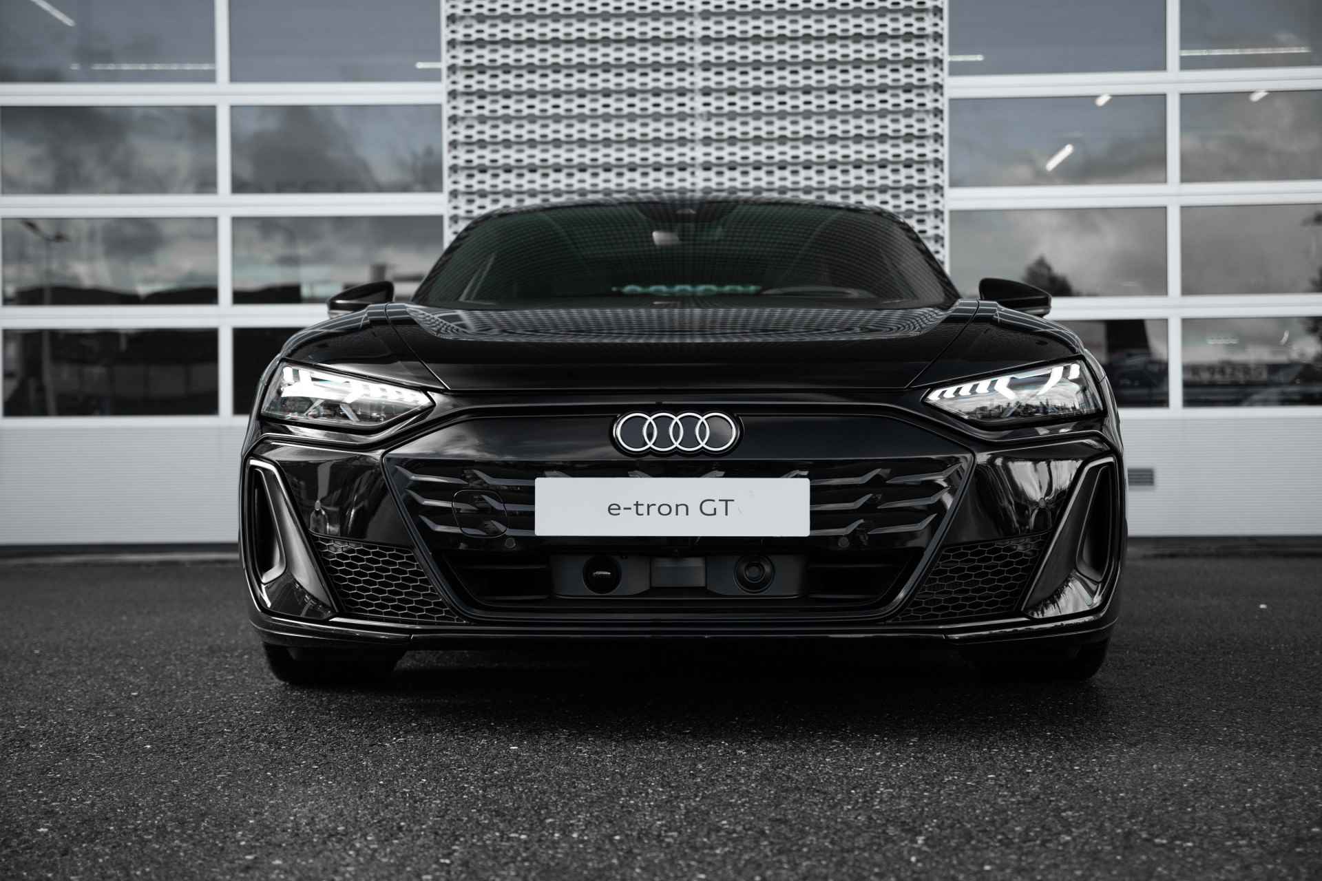 Audi e-tron GT S e-tron GT | Panoramadak | Head up | Assistentiepakket plus remote | Sportstoelen pro | Vierwielsturing - 4/80