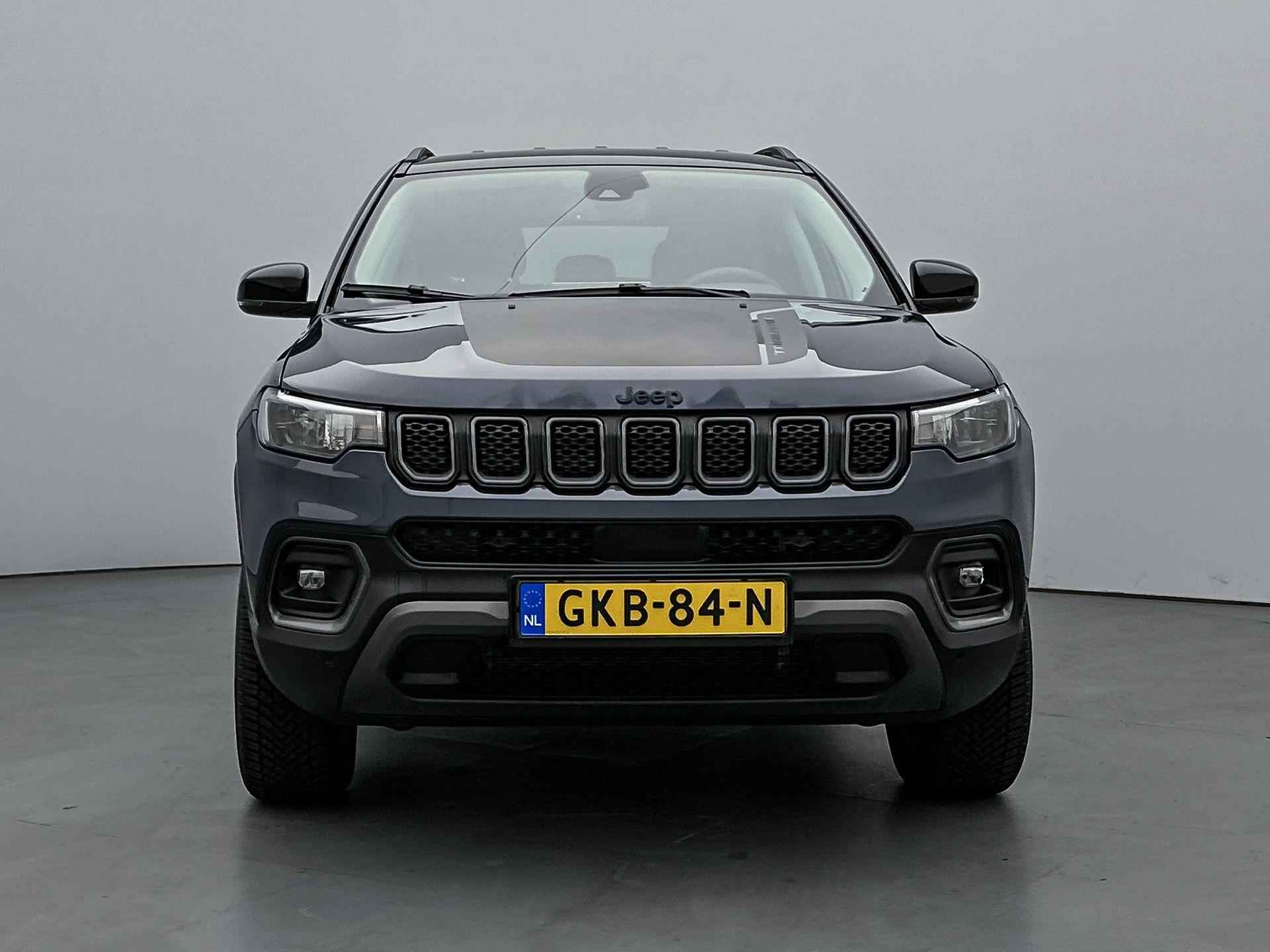 Jeep Compass SUV Hybrid Electric Trailhawk 240 pk Automaat | Navigatie | Achteruitrijcamera | Parkeersensoren Voor en Achter | Keyless Entry/Start | LED Koplampen | Actief Veersysteem | Adaptieve Cruise Control | Climate Control | 17" Lichtmetalen Velgen | Apple Carplay/Android Auto | - 5/33