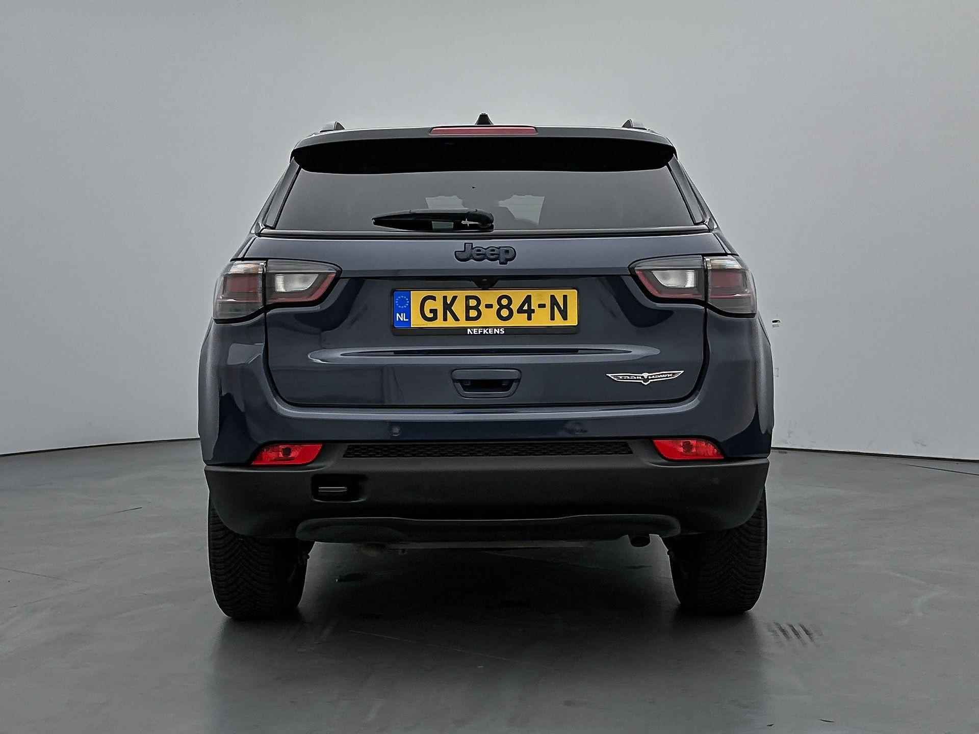 Jeep Compass SUV Hybrid Electric Trailhawk 240 pk Automaat | Navigatie | Achteruitrijcamera | Parkeersensoren Voor en Achter | Keyless Entry/Start | LED Koplampen | Actief Veersysteem | Adaptieve Cruise Control | Climate Control | 17" Lichtmetalen Velgen | Apple Carplay/Android Auto | - 8/33