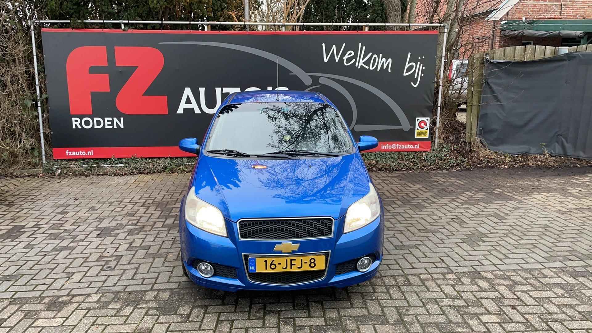 Chevrolet Aveo 1.4 16V LS - 6/9