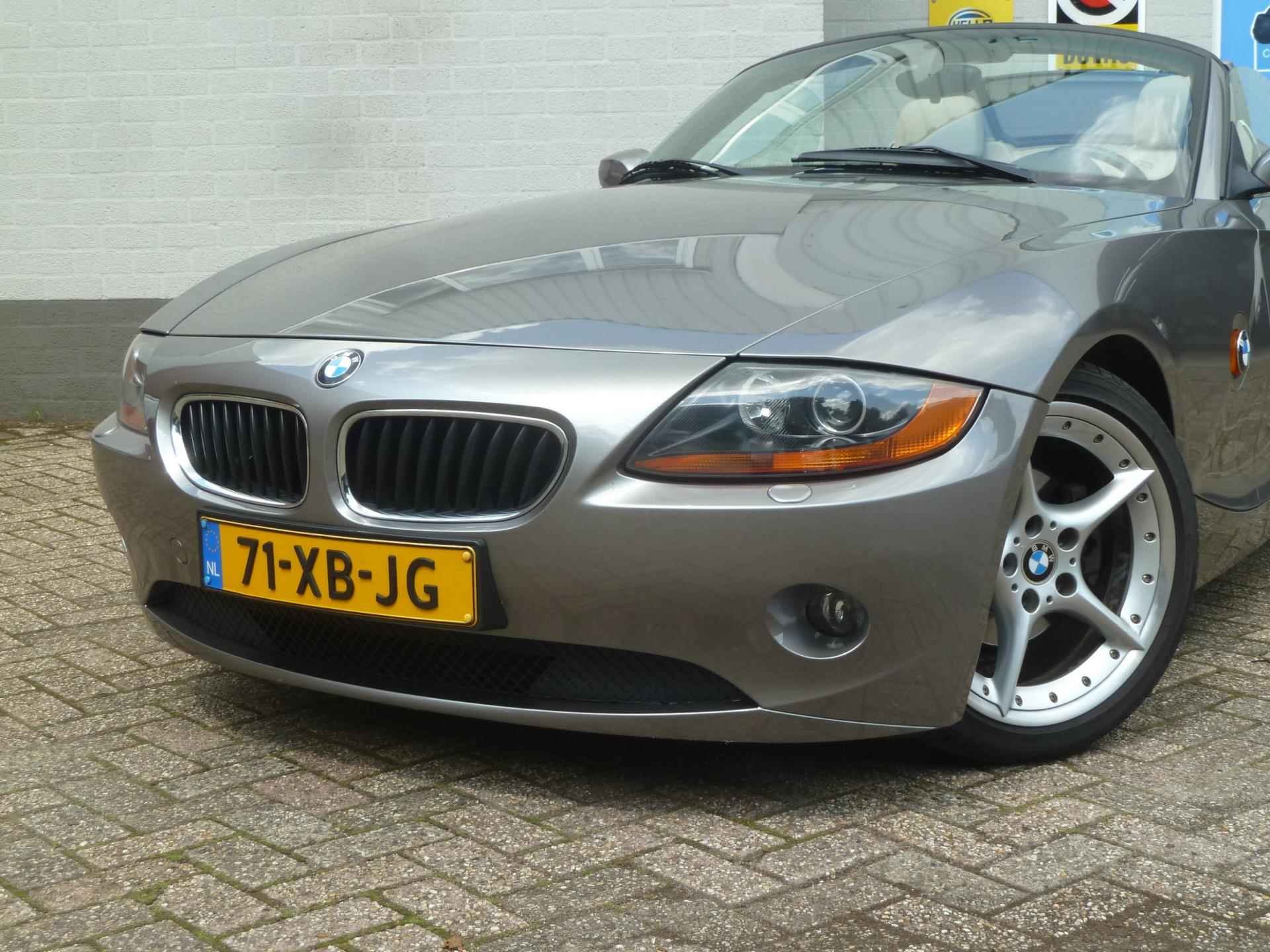 BMW Z4 Roadster 2.2i|Leder|Elektrische kap|Volledige Historie|Prachtige conditie! - 4/32