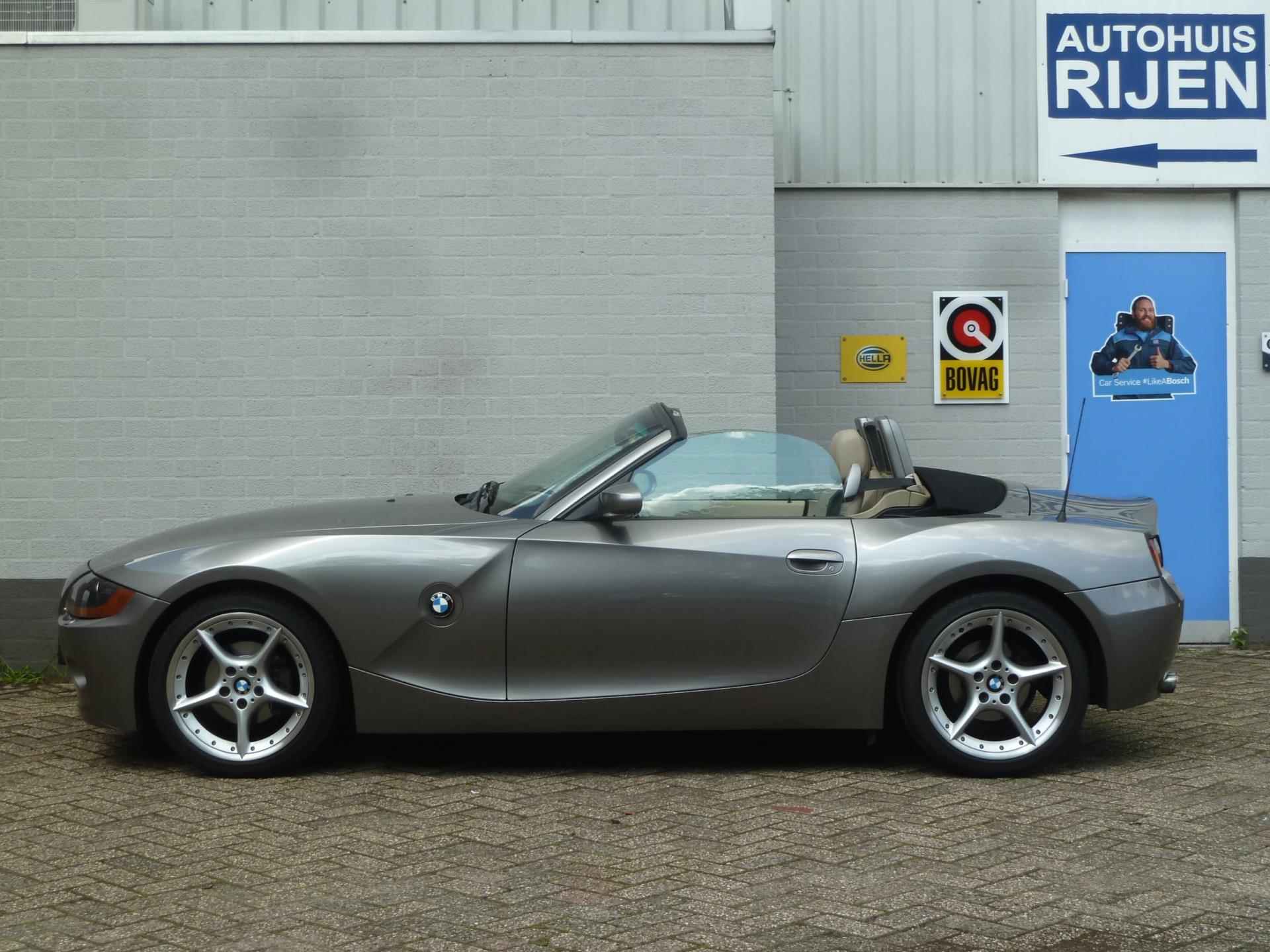 BMW Z4 Roadster 2.2i|Leder|Elektrische kap|Volledige Historie|Prachtige conditie! - 7/32