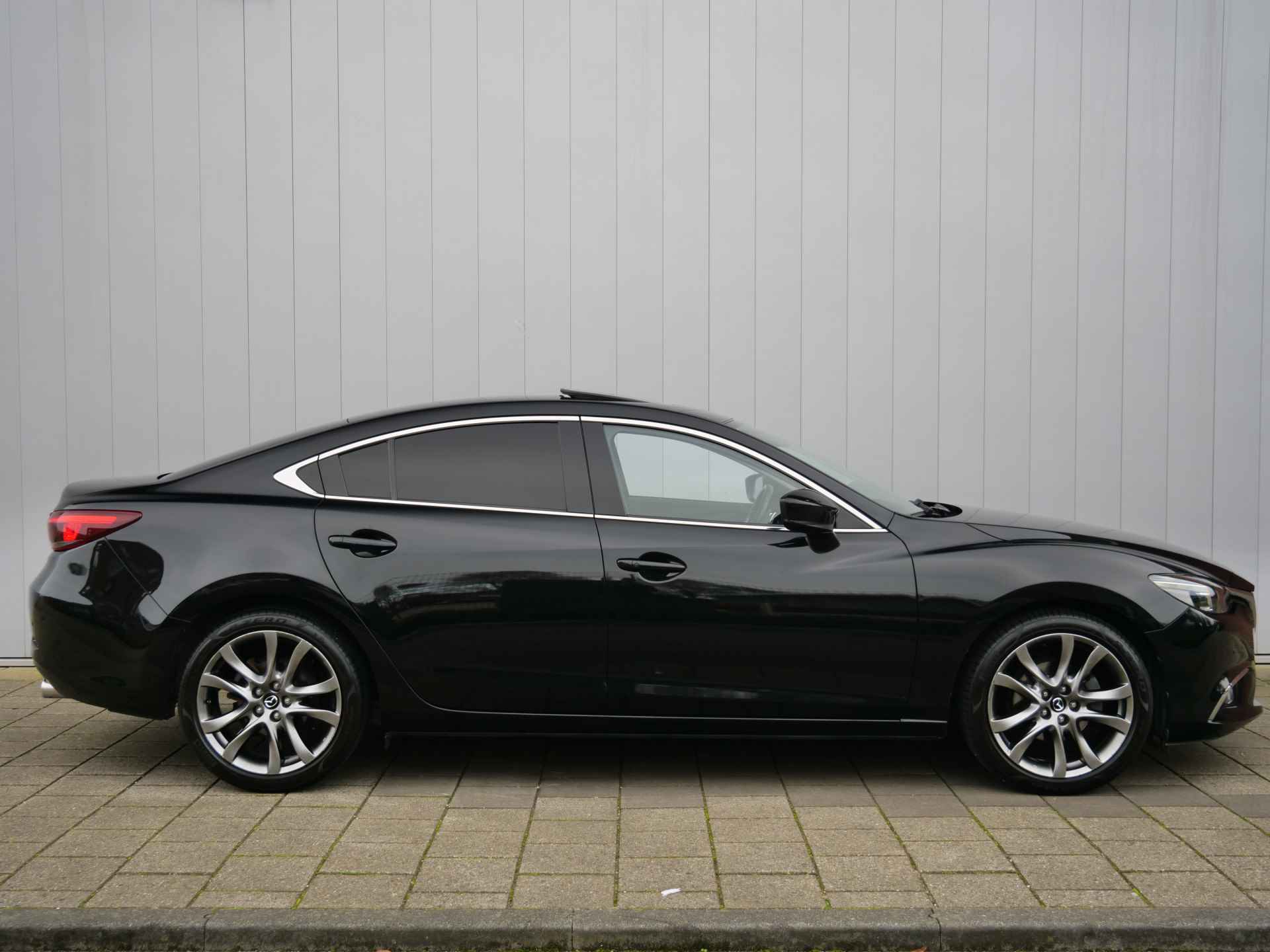 Mazda 6 2.5 SkyActiv-G 192 GT-M 192 Pk Automaat Navi / Apple Carplay / DAB / Camera / Leer - 3/55