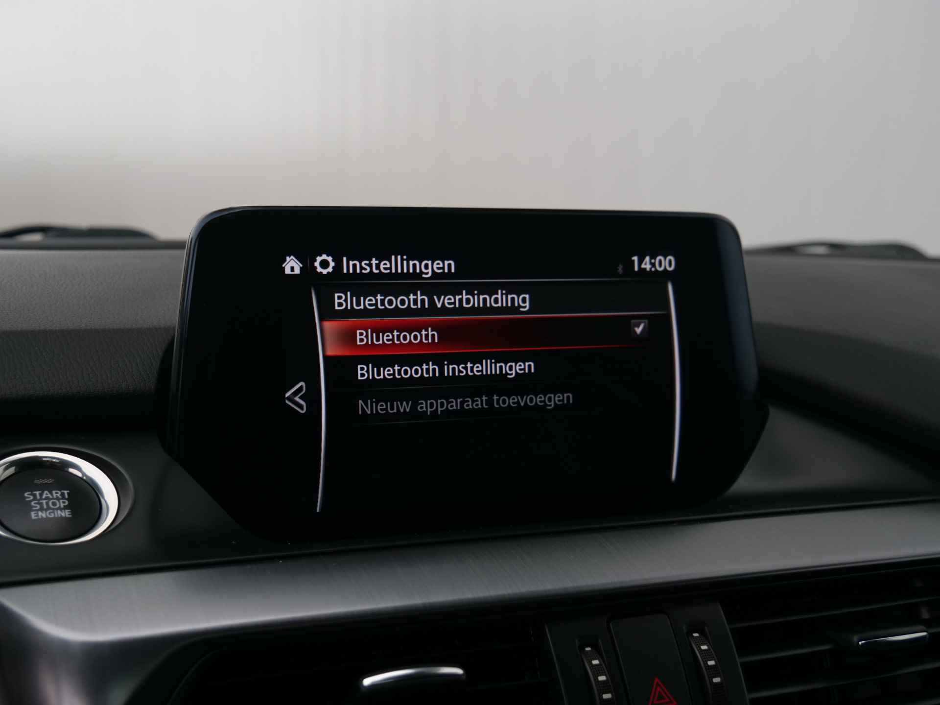 Mazda 6 2.5 SkyActiv-G 192 GT-M 192 Pk Automaat Navi / Apple Carplay / DAB / Camera / Leer - 50/55