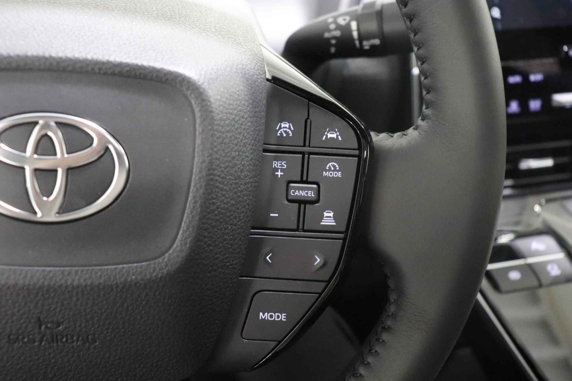 Toyota bZ4X Premium 71 kWh, Demo voordeel, Luxe, Sensoren, Stuur, Stoel en Voorruit verwarming, Draadloos Apple Carplay/Android Auto! - 21/40