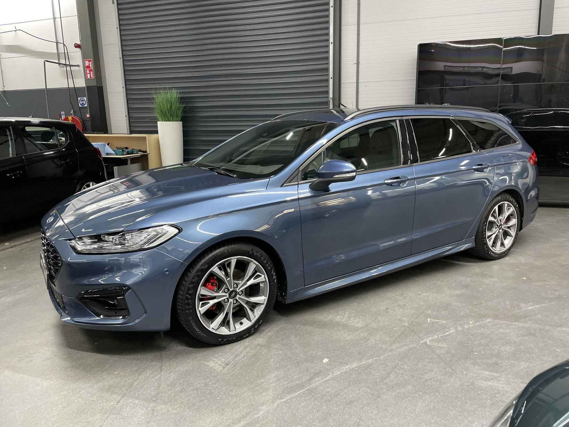 Ford Mondeo Wagon 2.0 IVCT HEV ST-Line Hybride | Pano | Leer | Carplay | Navi | Led | Camera | - 2/32