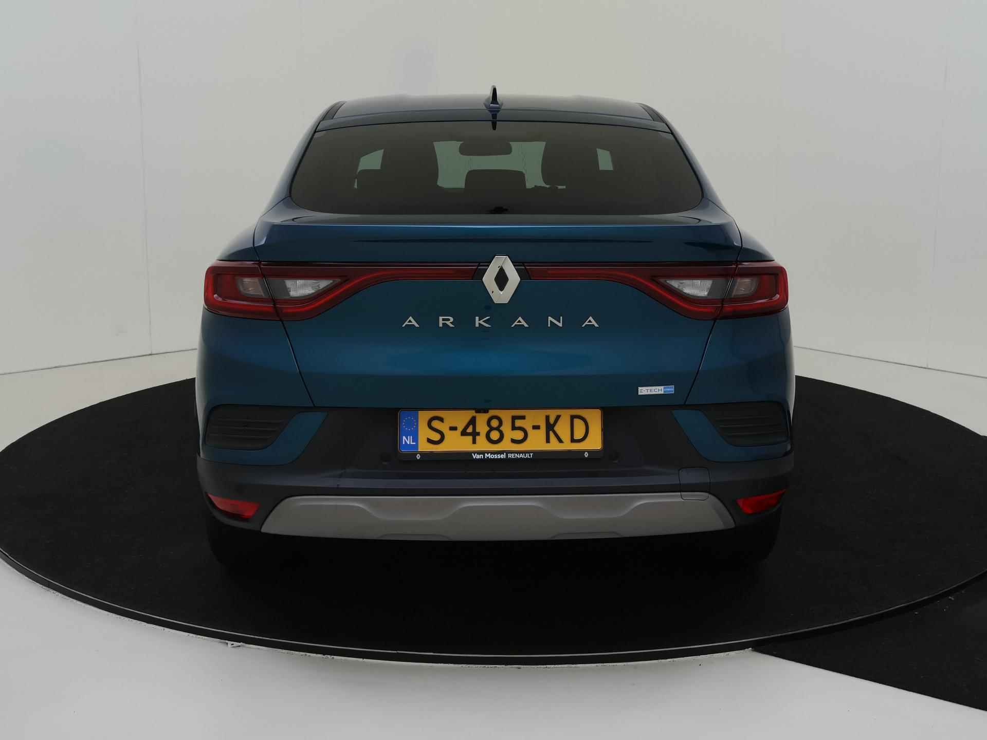 Renault Arkana 1.6 E-Tech Hybrid 145 Intens - 8/29