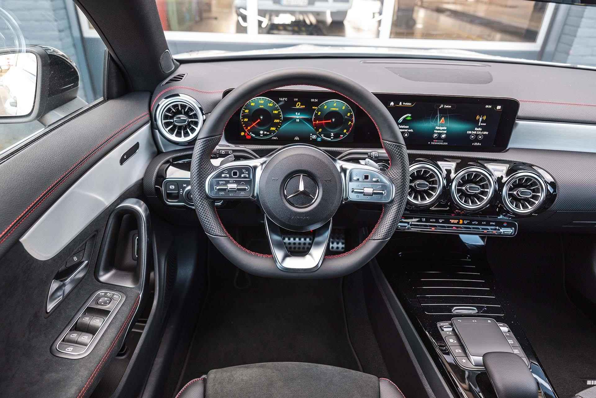 Mercedes-Benz CLA 200 Shooting Brake AMG Line | Night pakket | Rijassistentiepakket | 360 camera | Multibeam Led | Keyless Go comfortpakket - 15/31