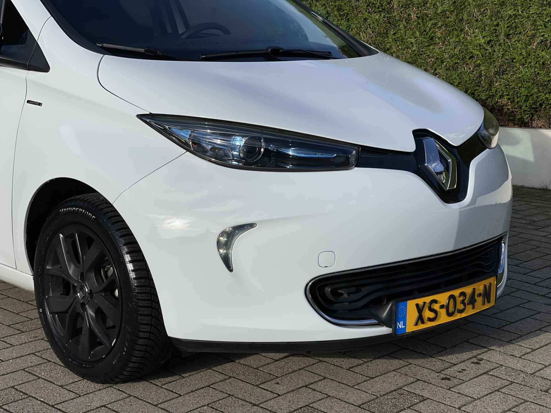 Renault ZOE R110 Limited 41 kWh | ACCU KOOP | All seasonbanden | Camera | - 7/34