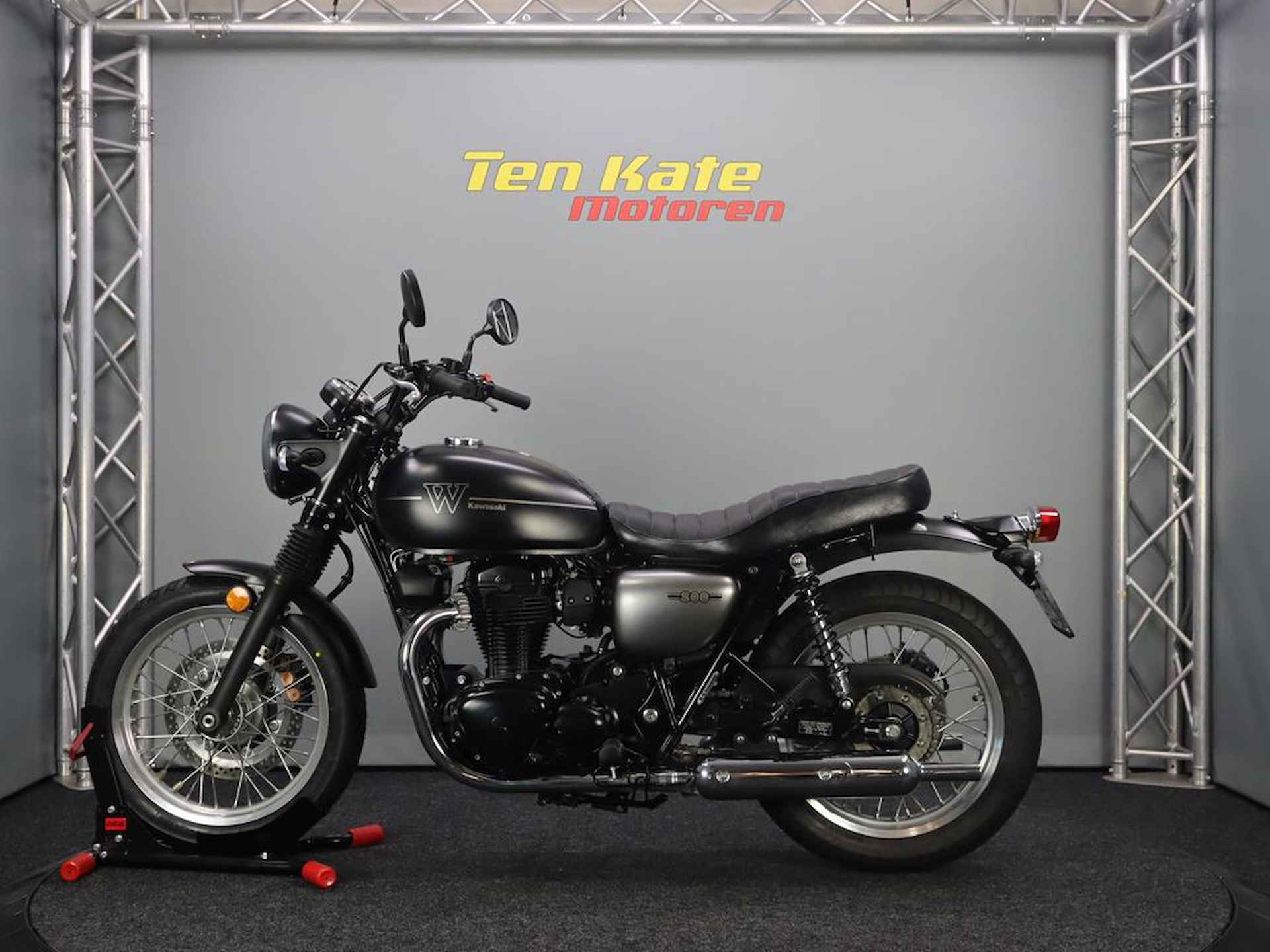 Kawasaki W 800 - 7/12