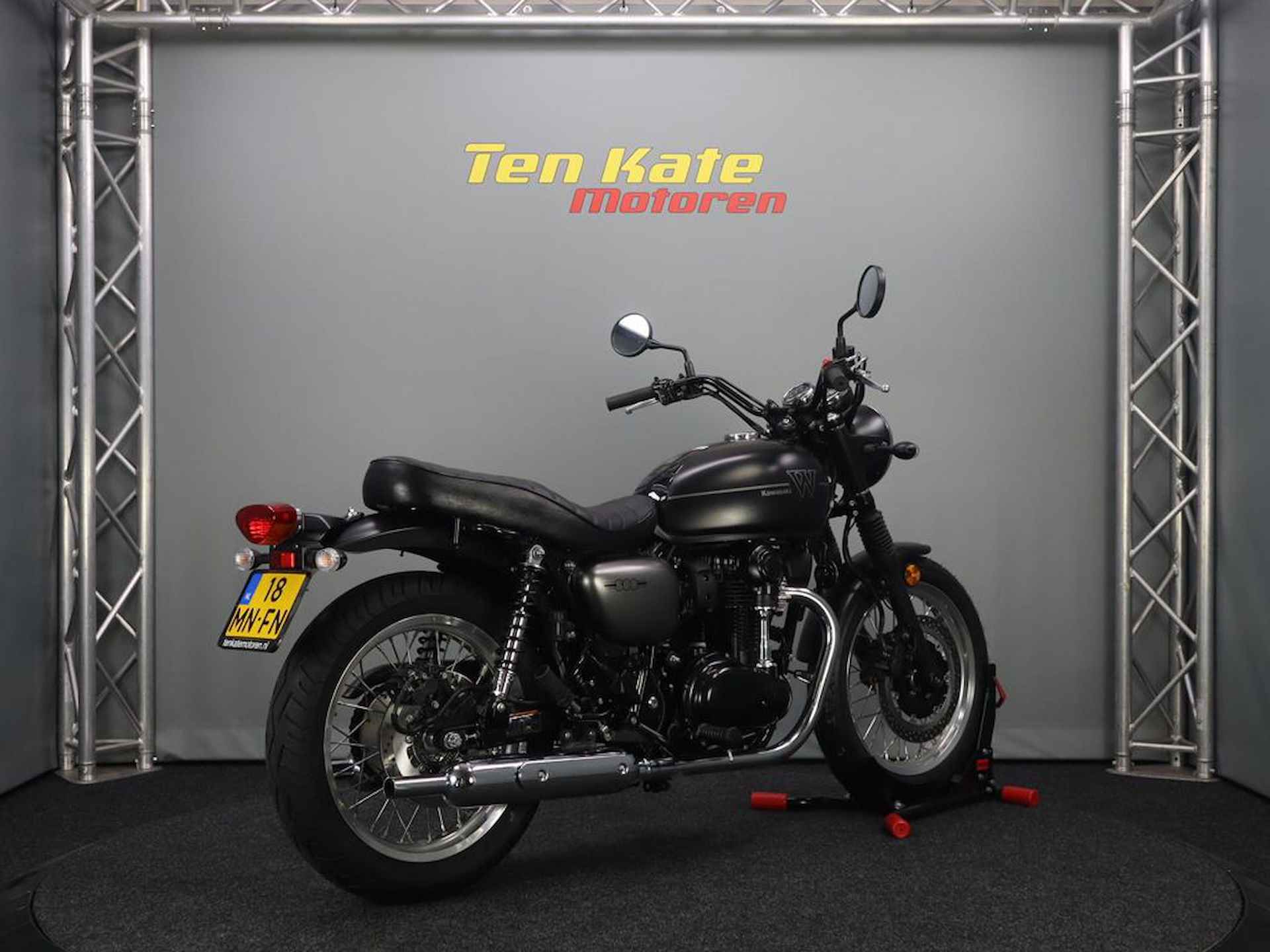 Kawasaki W 800 - 10/12