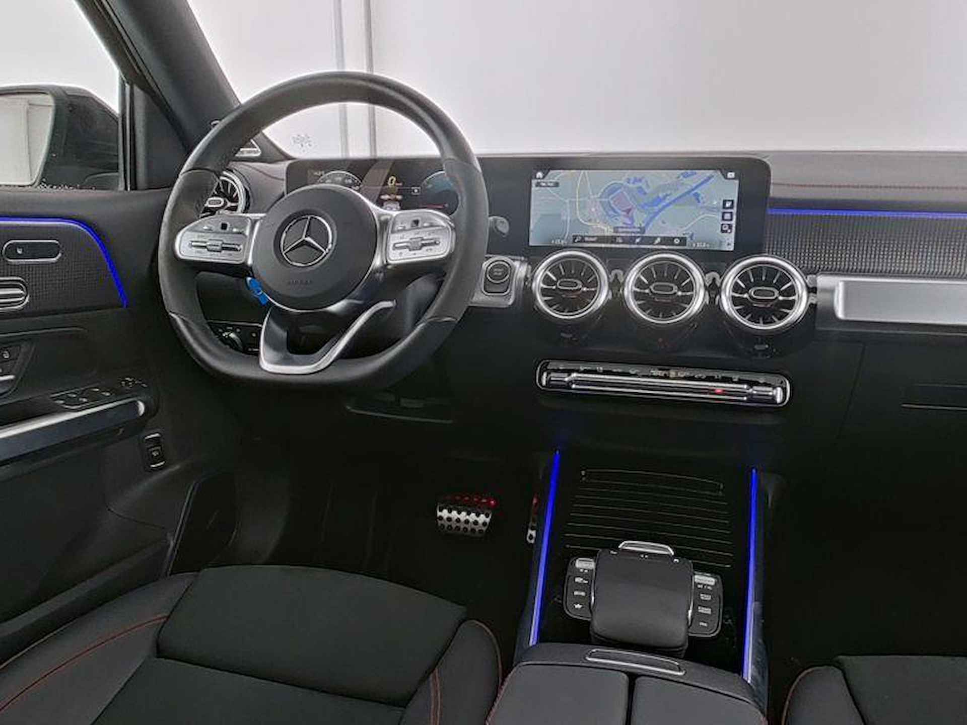 Mercedes-Benz EQB 350 4MATIC AMG Line 71 kWh - 5/9