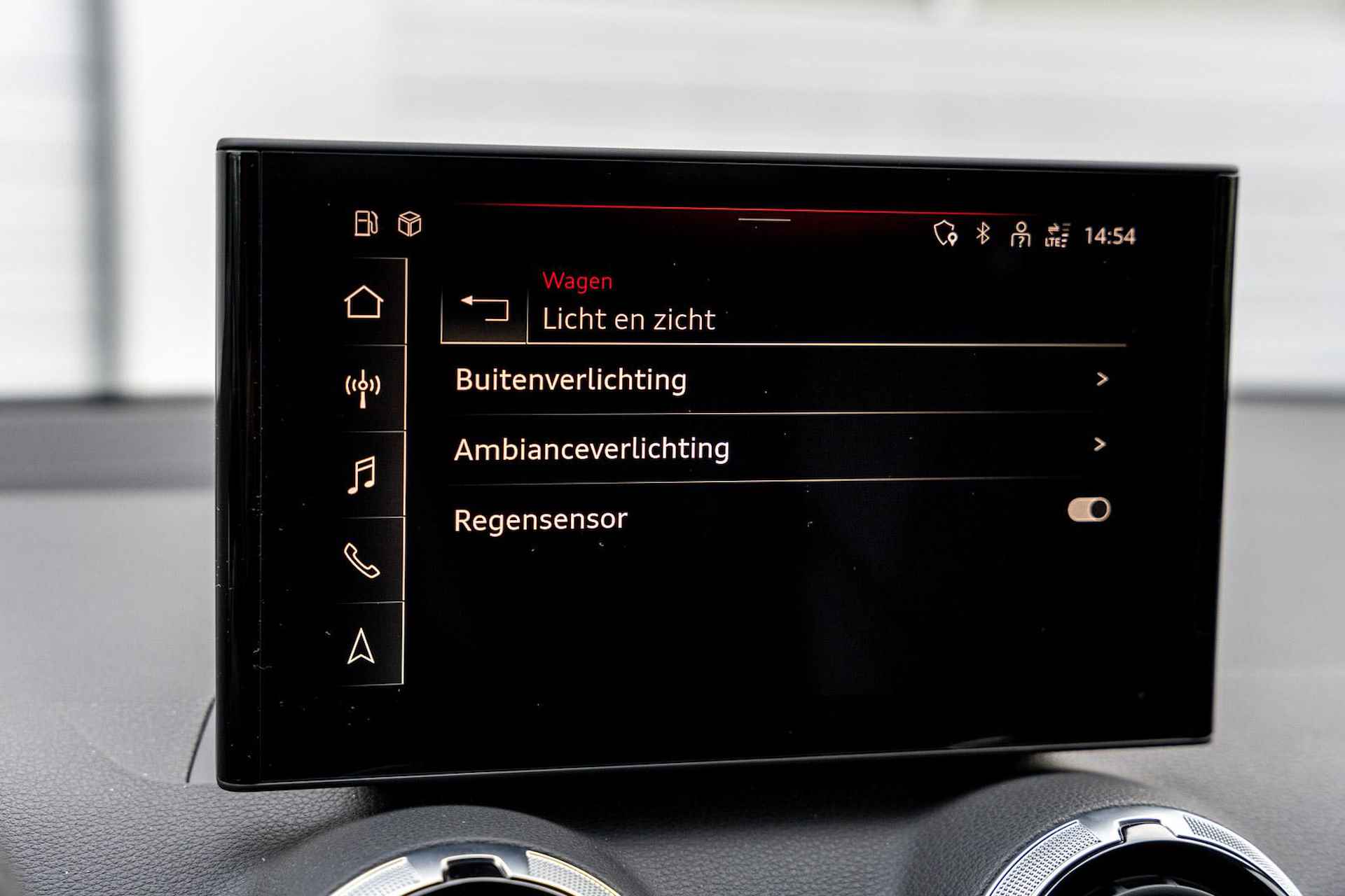 Audi Q2 35 TFSI 150pk S Edition | LMV 19” | Cruise Control Adaptief | Panoramadak - 38/49