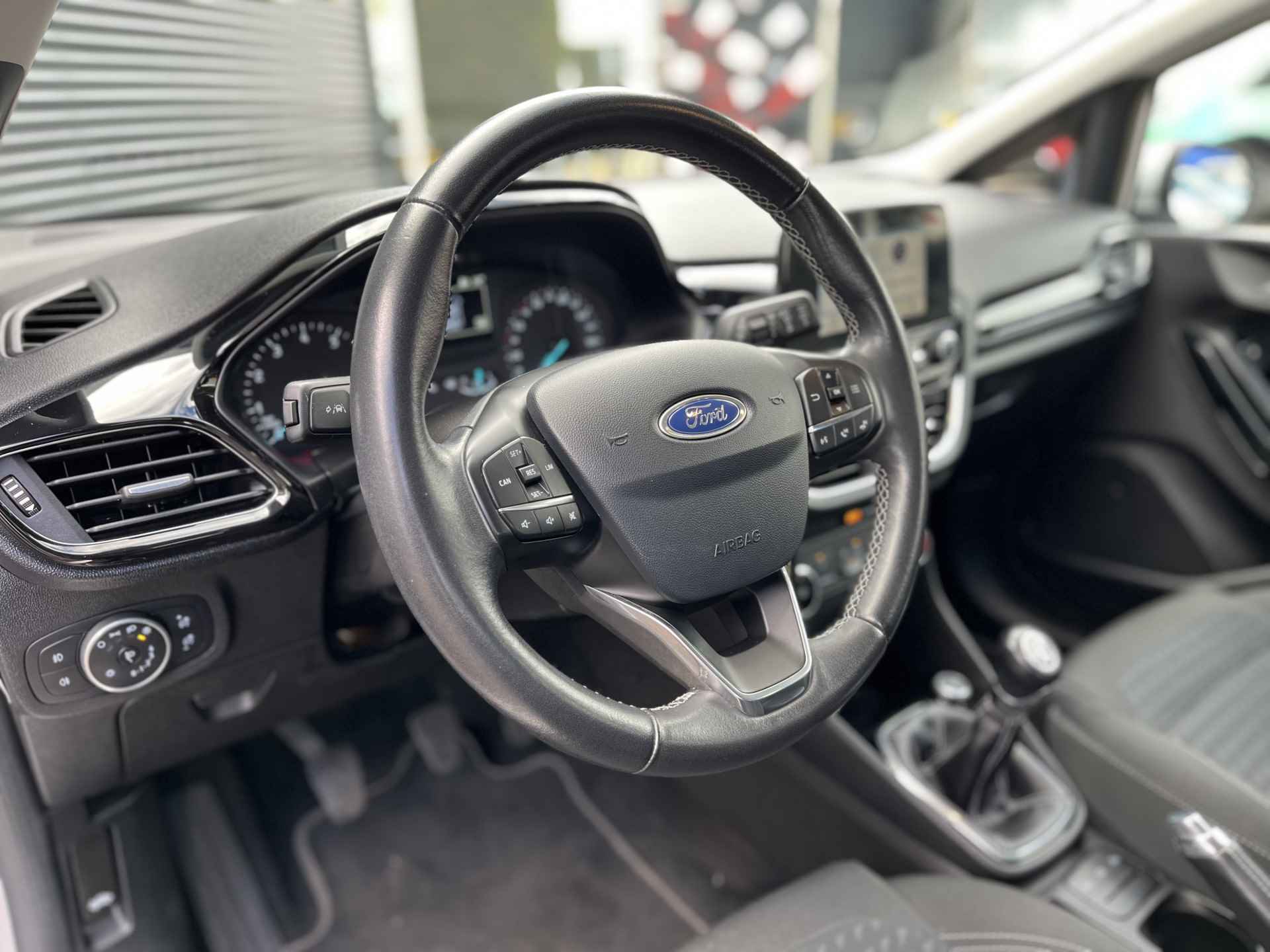 Ford Fiesta 1.1 Trend | Voorruitverwarming | Lichtmetalen Velgen | Apple Carplay - 15/34