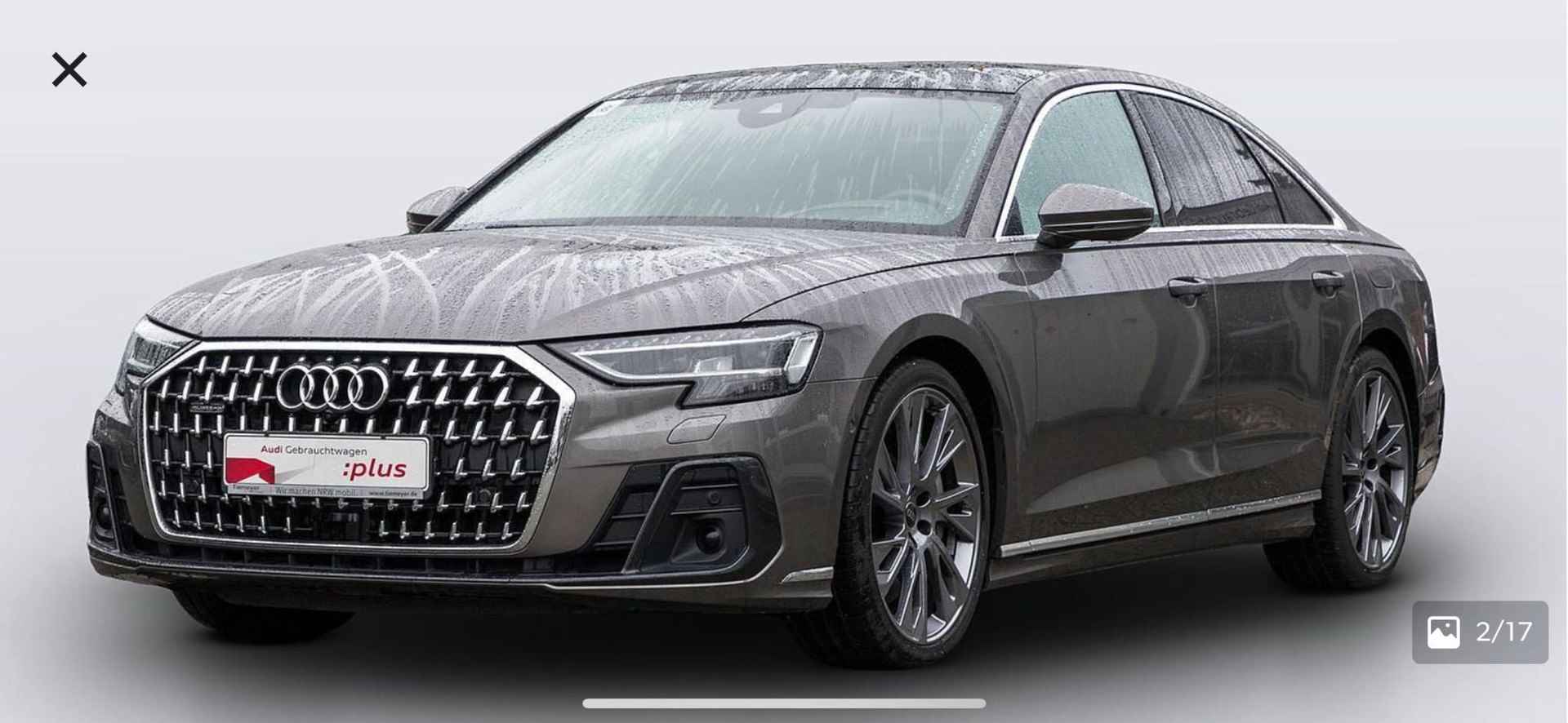 Audi A8 60 TFSIe Pano 4 Wiel Besturing Massage Headup Dit lijkt op een zeer uitgebreide en luxueuze uitrustingslijst voor een high-end voertuig, waarschijnlijk uit de topklasse van Audi – mogelijk een Audi A8 of Q8.  Hier zijn enkele hoogtepunten van de uitrusting samengevat:  Prestaties & Aandrijving: 	•	Automatische versnellingsbak met quattro vierwielaandrijving zorgt voor indrukwekkende rijprestaties en stabiliteit.  Comfort & Interieur: 	•	Comfort-individuele contourstoelen met massage- en ventilatiefunctie voor- en achteraan bieden maximaal zitcomfort. 	•	4-zone comfort airconditioning en standklimaatregeling houden de auto in elk seizoen aangenaam op temperatuur. 	•	Head-Up Display en Audi virtual cockpit zorgen voor een innovatieve digitale rijervaring. 	•	Panoramisch schuifdak zorgt voor een ruimtelijk gevoel en veel daglicht in het interieur.  Veiligheid & Assistentiesystemen: 	•	HD Matrix LED-koplampen en dynamische richtingaanwijzers bieden optimale zichtbaarheid en veiligheid. 	•	Adaptieve rijassistent (AFA), rijstrookwissel- en afslagassistent bieden actieve ondersteuning tijdens het rijden. 	•	360-graden camera (Area View) en Remote Parkassistent plus maken parkeren eenvoudiger en bieden volledig zicht rondom. 	•	Audi pre sense front/rear en Noodhulp Assistent verhogen de verkeersveiligheid.  Infotainment & Communicatie: 	•	Bang & Olufsen Premium Sound System met 3D-geluid voor een indrukwekkende luisterervaring. 	•	MMI Navigatie plus met MMI touch response biedt intuïtieve bediening en up-to-date navigatie. 	•	Audi phone box met draadloos opladen houdt smartphones opgeladen en verbonden.  Exterieur & Design: 	•	21-inch Audi Sport lichtmetalen velgen en metallic lak benadrukken de sportieve en elegante uitstraling. 	•	Elektrische voorbereiding voor trekhaak en koplampreinigingsinstallatie vergroten de functionaliteit.  Deze uitrustingslijst biedt een maximale combinatie van luxe, veiligheid, technologie en comfort – ideaal voor veeleisende bestuurders die waarde hechten aan kwaliteit en innovatie. - 4/15