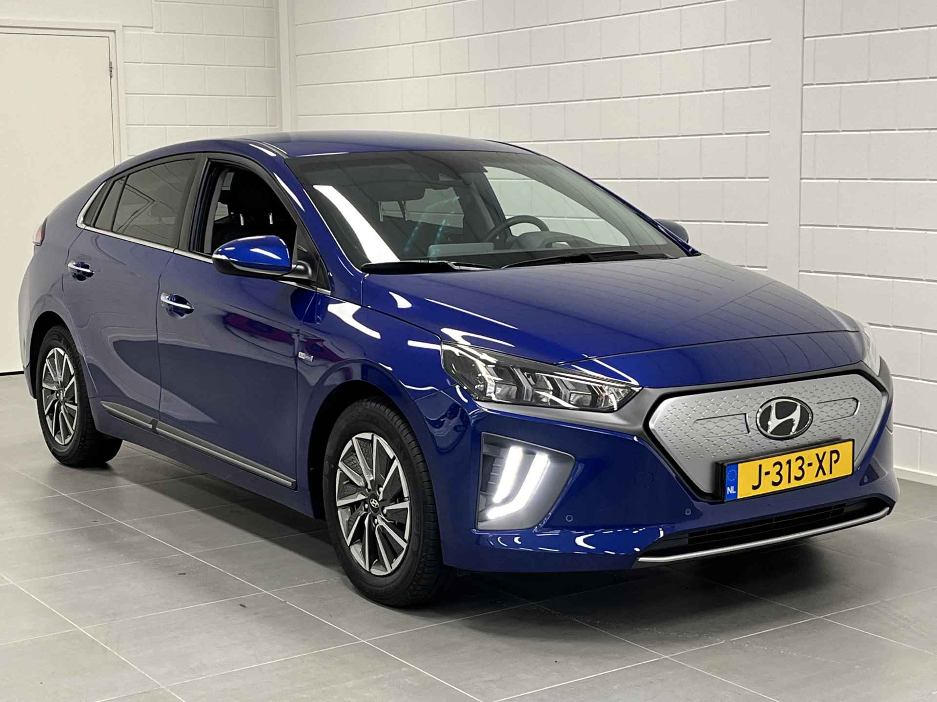 Hyundai IONIQ Premium EV 38 kWh LEDER | BLUELINK NAVIGATIE | FULL  LED | KEURIGE AUTO! - 10/47