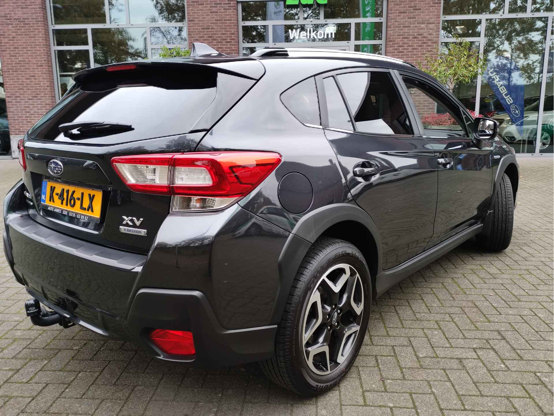 Subaru XV 2.0i e-BOXER Premium Trekhaak - Leder - Schuif/Kanteldak - Achteruitrijcamera - NL auto - 8/30