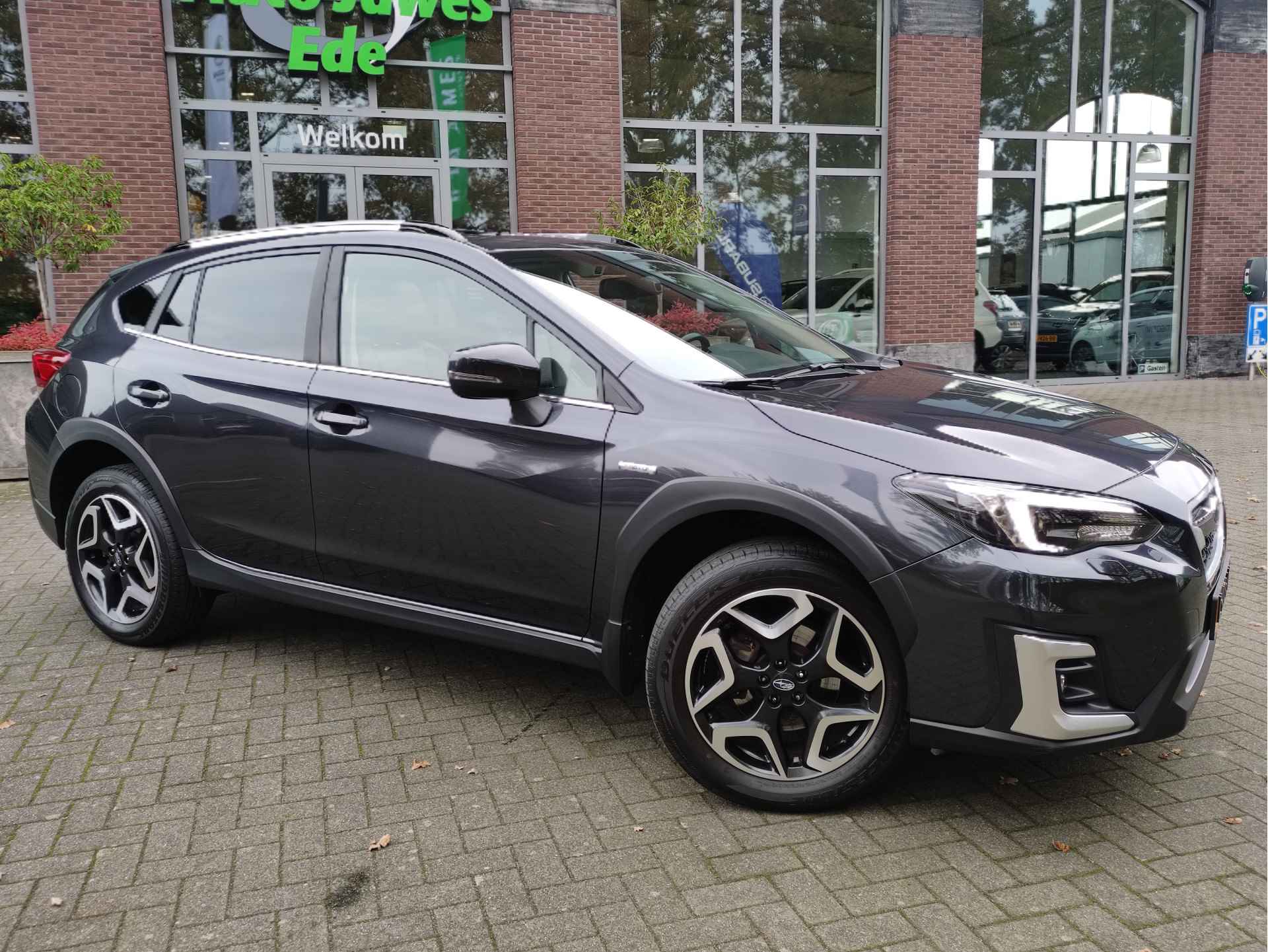 Subaru XV 2.0i e-BOXER Premium Trekhaak - Leder - Schuif/Kanteldak - Achteruitrijcamera - NL auto - 9/30