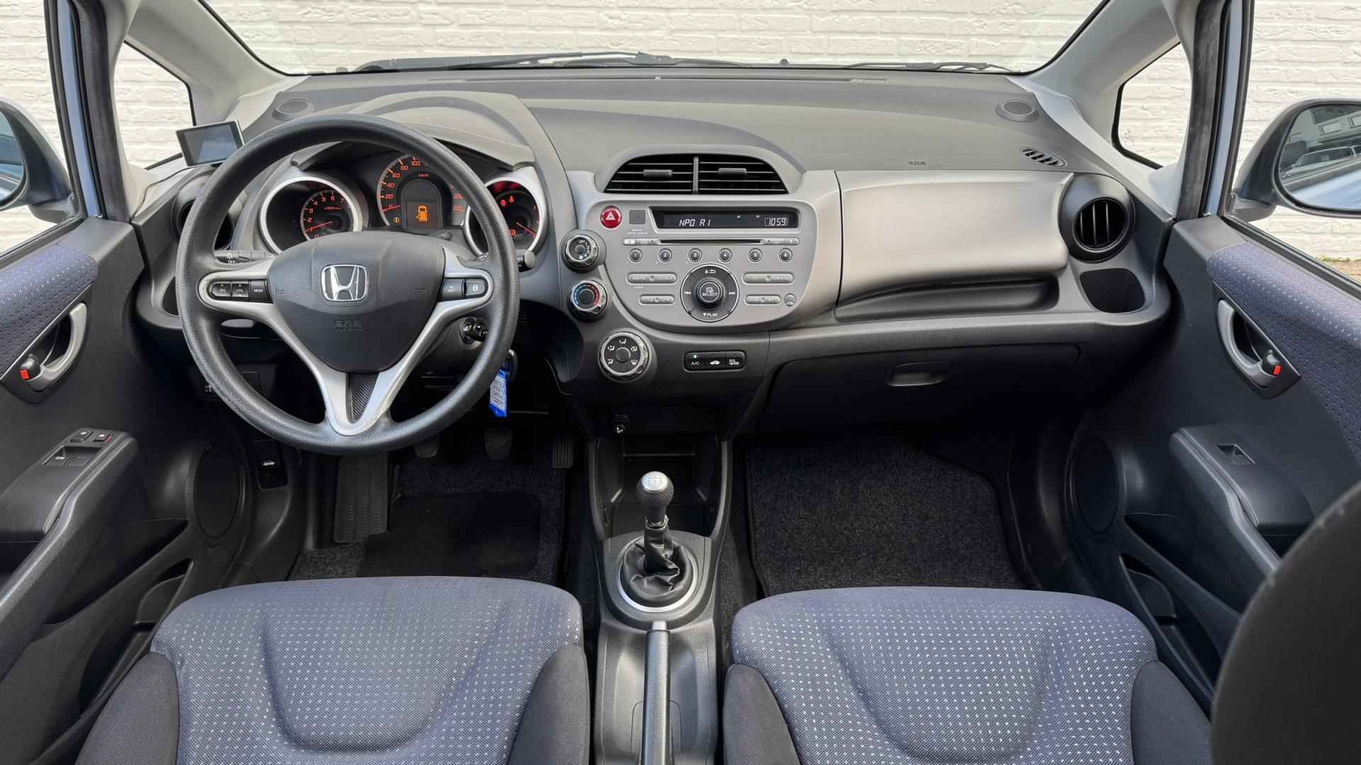 Honda Jazz 1.2 Trekhaak Pdc voor en achter Airco Nette auto 4 Seizoenen banden - 5/43