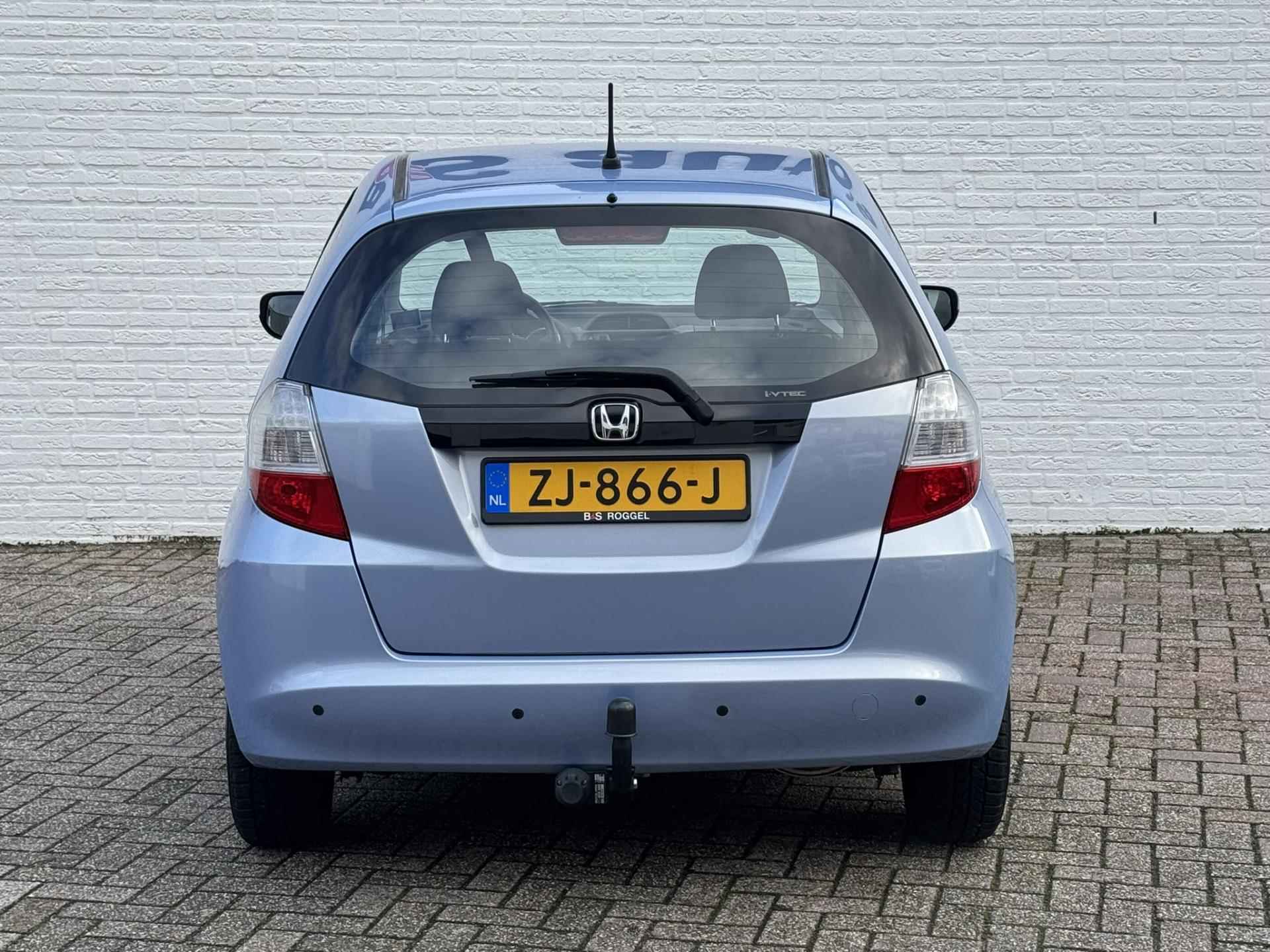 Honda Jazz 1.2 Trekhaak Pdc voor en achter Airco Nette auto 4 Seizoenen banden - 37/43