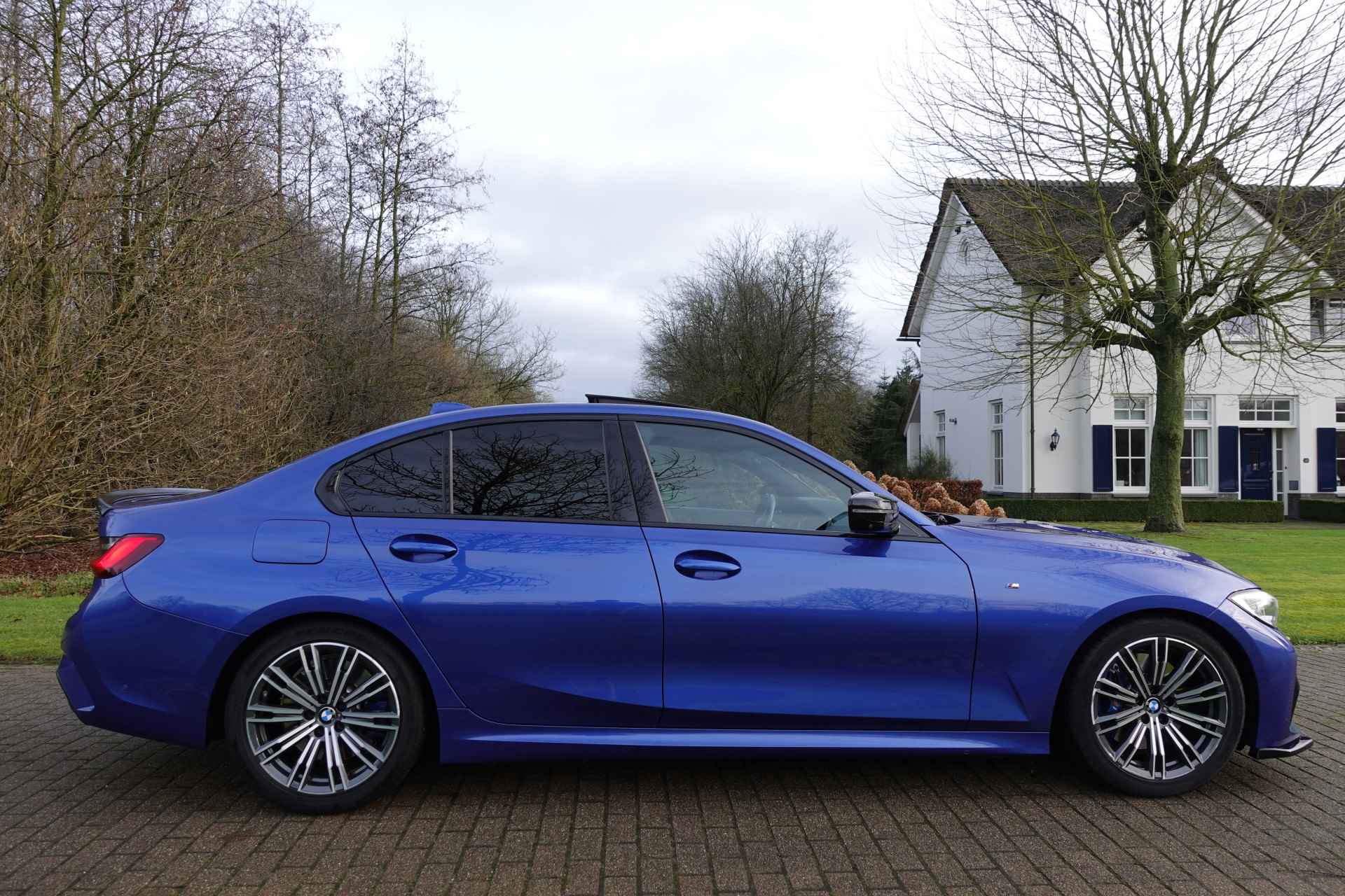 BMW 3-serie 330e High Executive | M-Sport | Adaptive Cruise |Schuifdak | Laser koplampen | 360 Camera | H&K | Autopilot | HUD | - 8/81