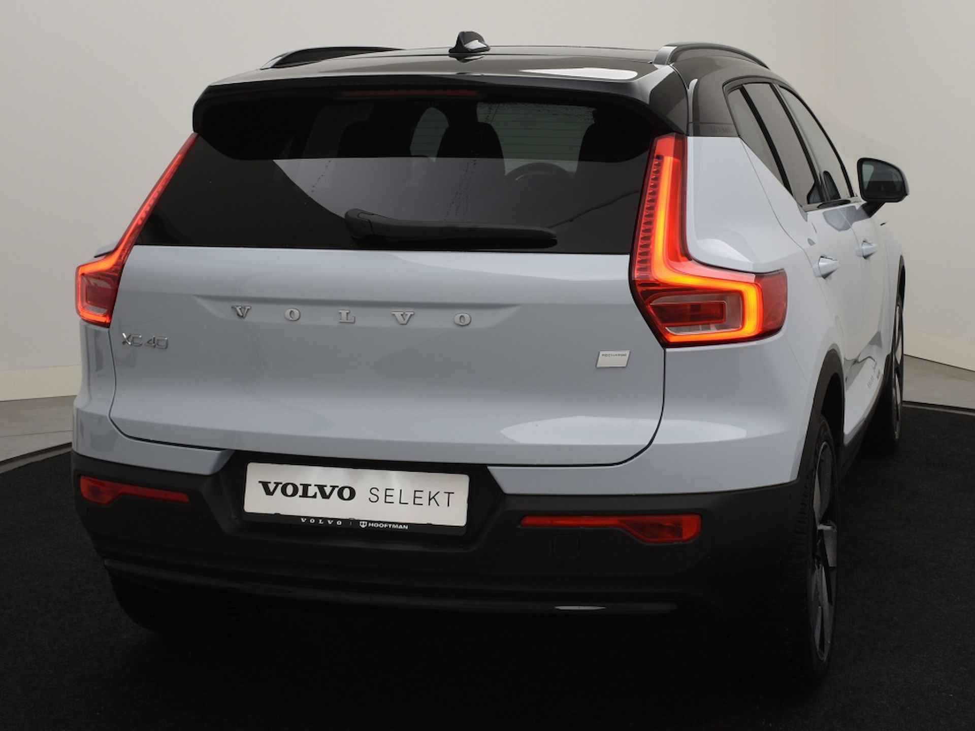 Volvo XC40 SINGLE MOTOR (EXTENDED) ULTIMATE DARK 20INCH GETINT GLAS HARMAN - 5/38